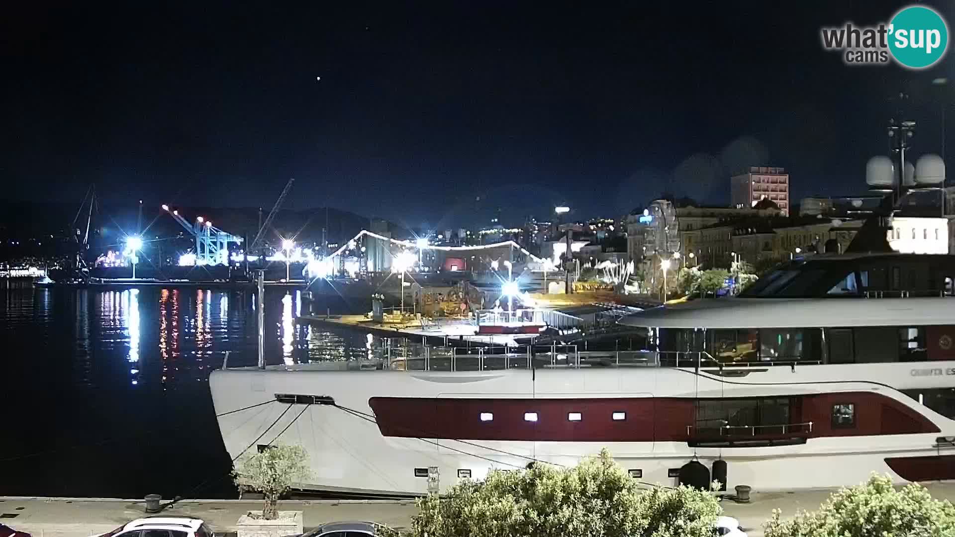 Riva i Marina u Rijeci – Web kamera uživo u Hrvatskoj