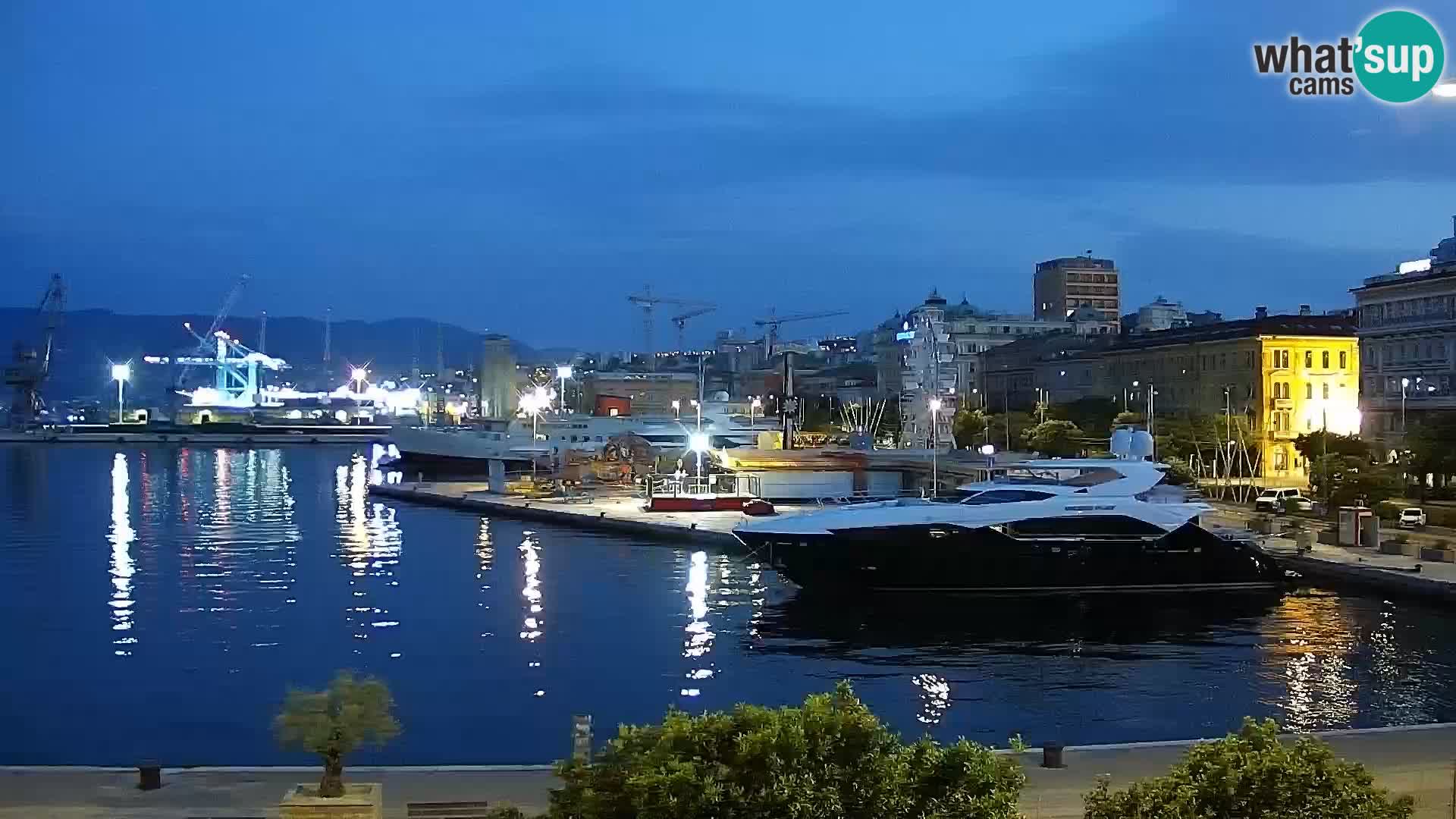 La Riva et Marina à Rijeka – Live Webcam Croatie