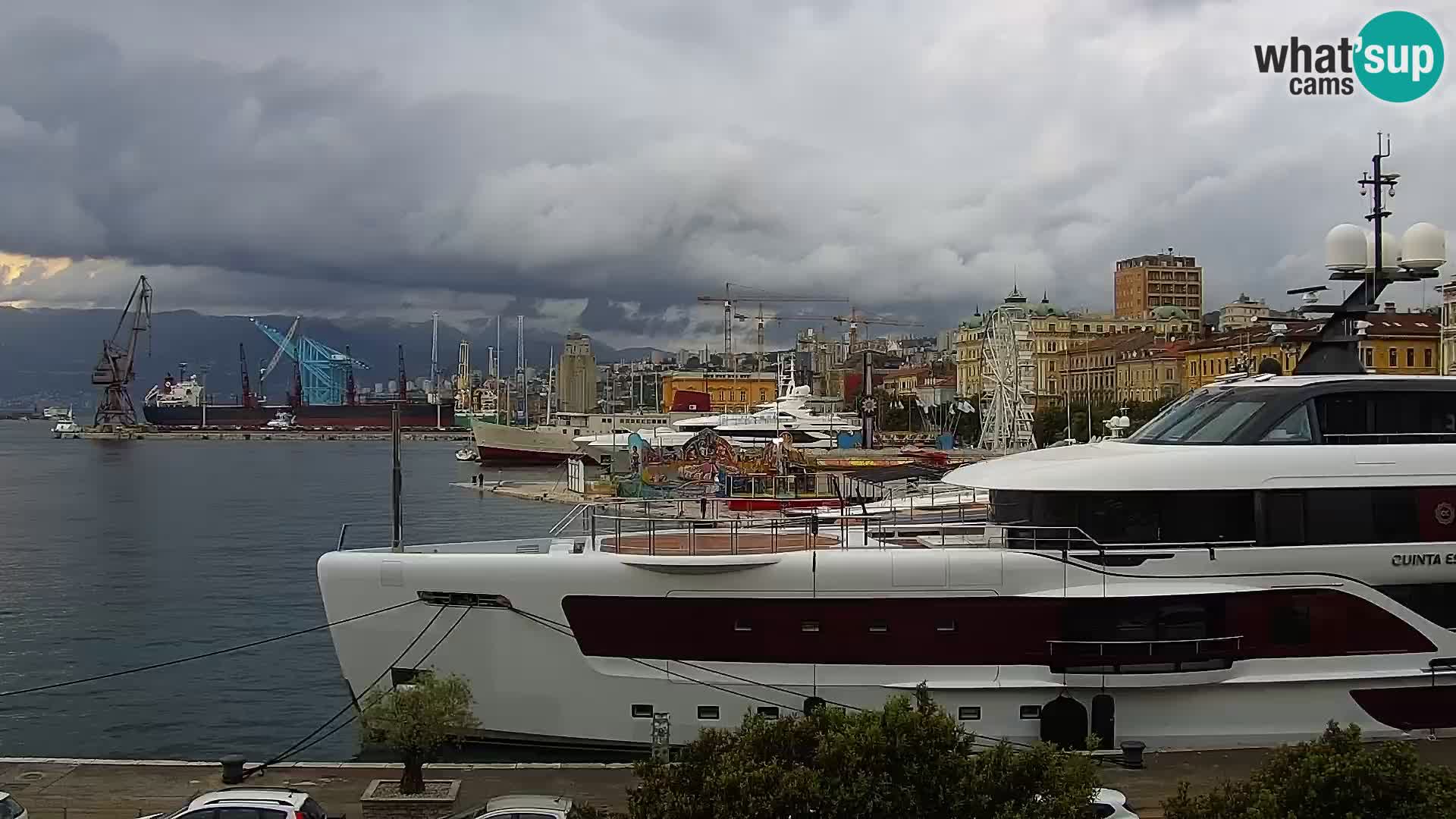 La Riva et Marina à Rijeka – Live Webcam Croatie