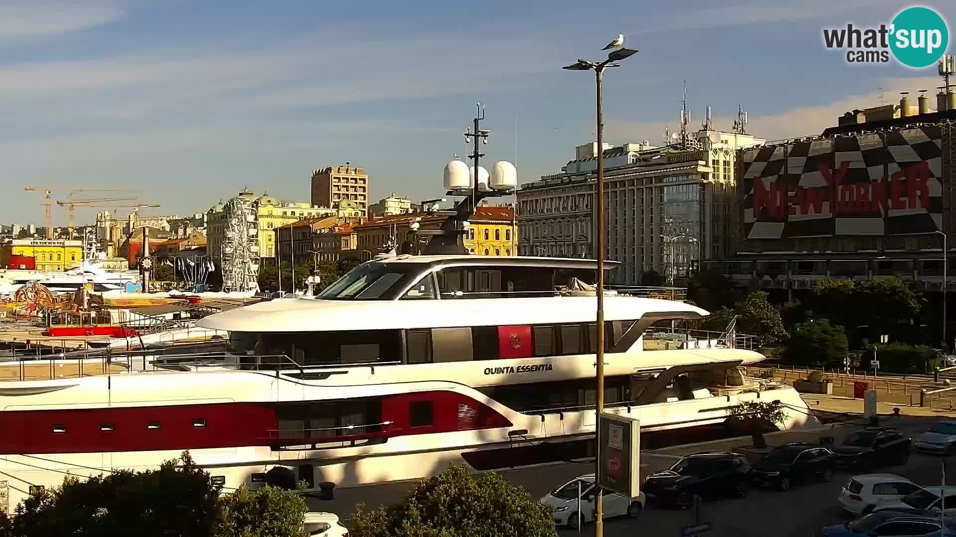 Riva i Marina u Rijeci – Web kamera uživo u Hrvatskoj