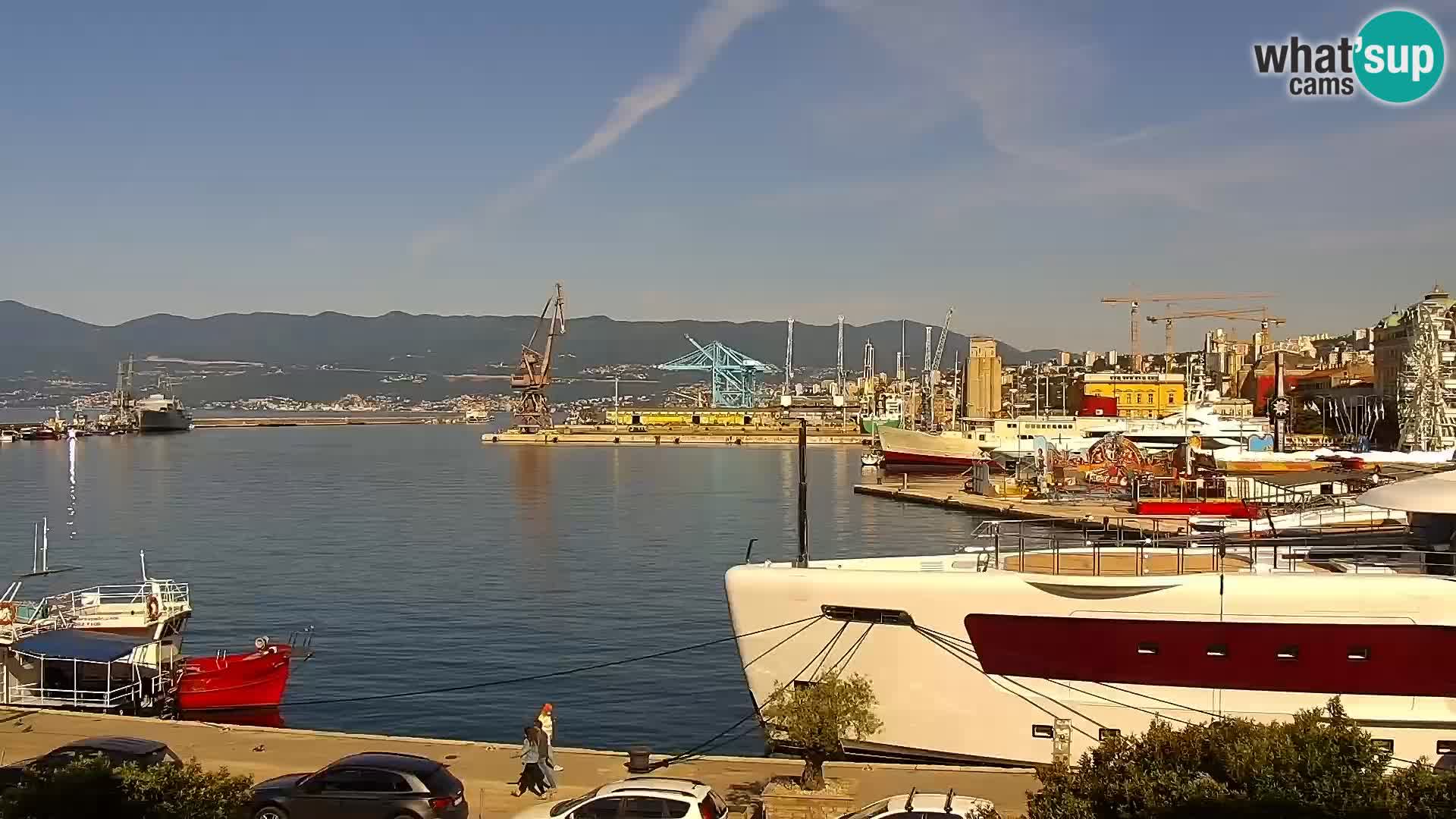 Riva i Marina u Rijeci – Web kamera uživo u Hrvatskoj
