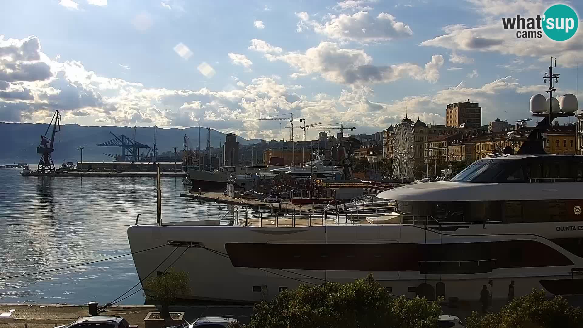 La Riva y Marina en Rijeka – Webcam en vivo Croacia