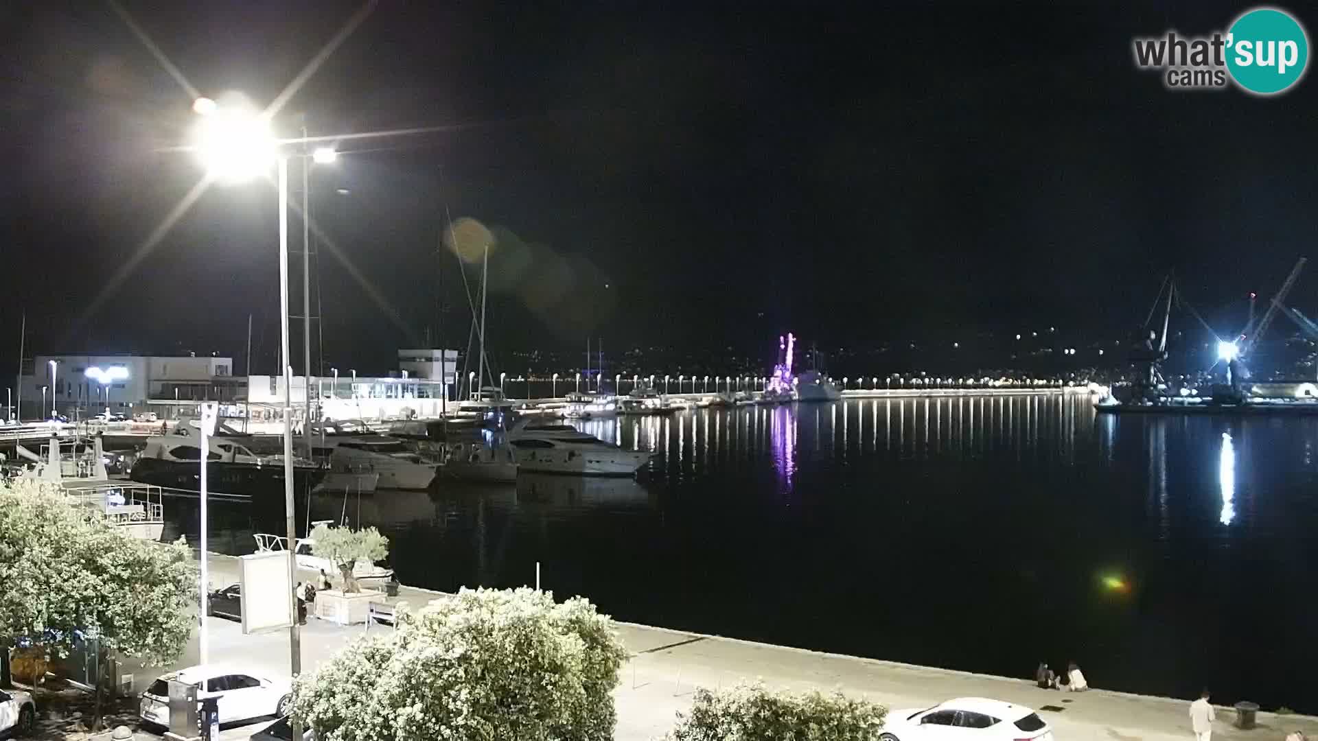 Riva in Marina v Reki – Spletna kamera v živo Hrvaška