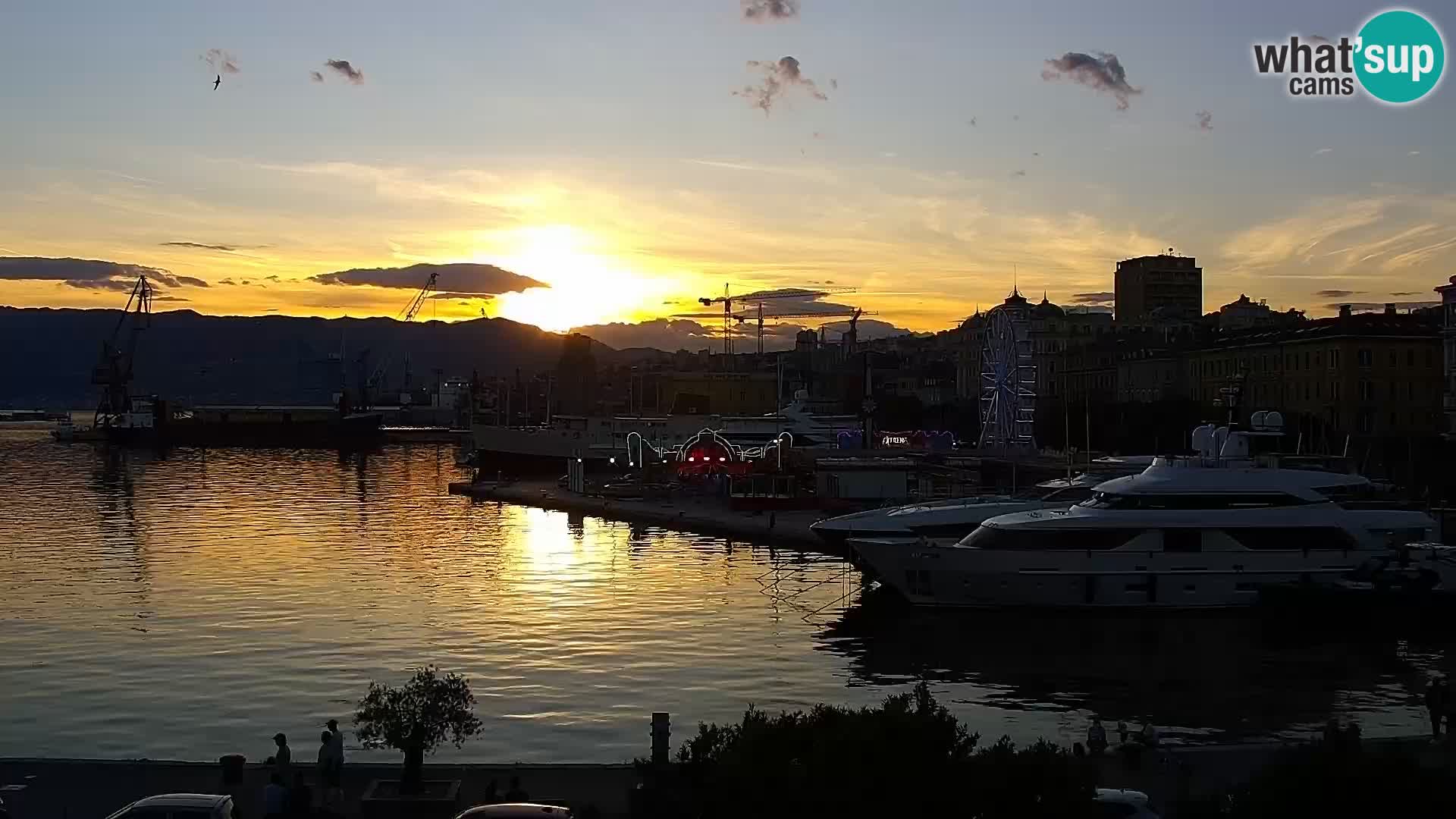 Riva i Marina u Rijeci – Web kamera uživo u Hrvatskoj