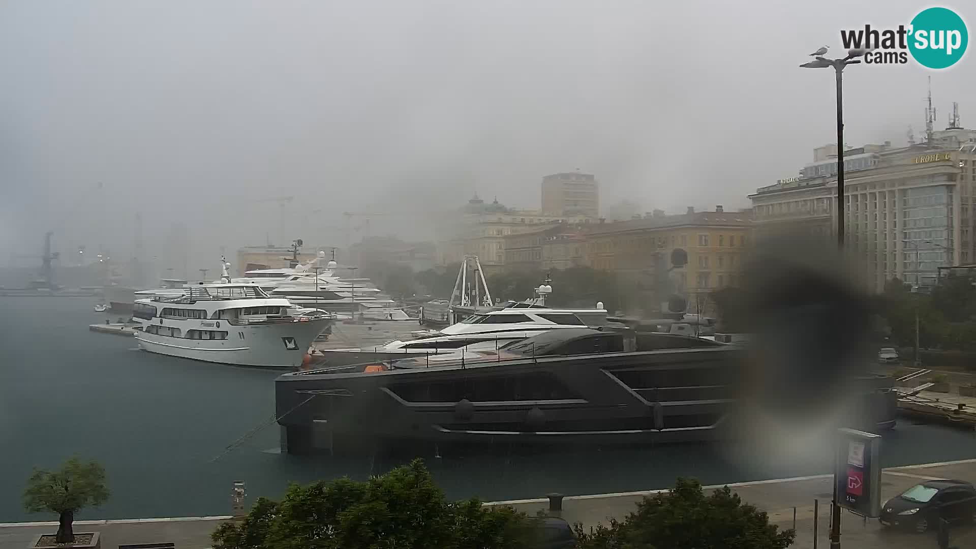 La Riva et Marina à Rijeka – Live Webcam Croatie