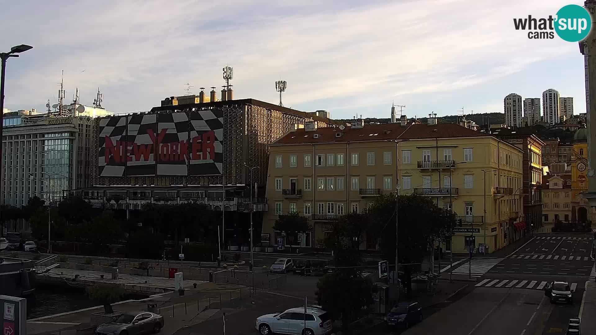 Riva in Marina v Reki – Spletna kamera v živo Hrvaška