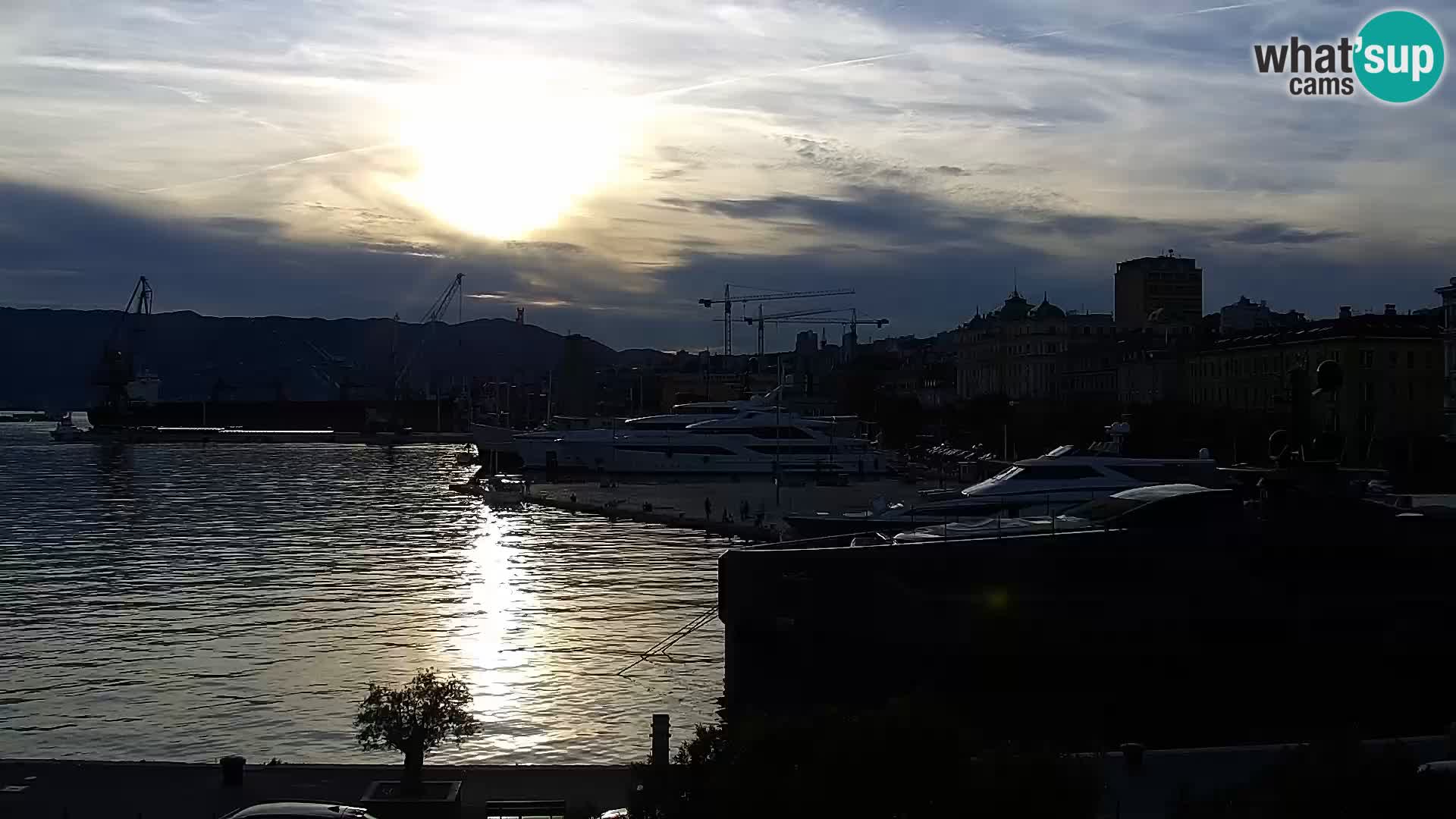 La Riva e la Marina a Rijeka (Fiume) – Live Webcam Croazia