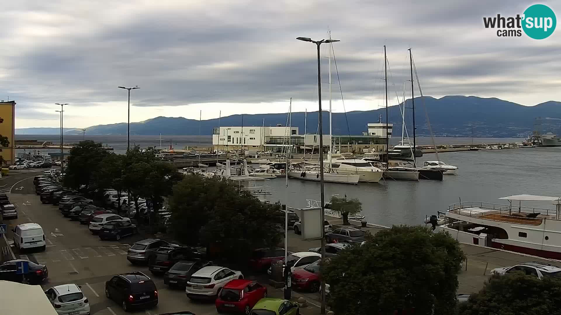 La Riva y Marina en Rijeka – Webcam en vivo Croacia