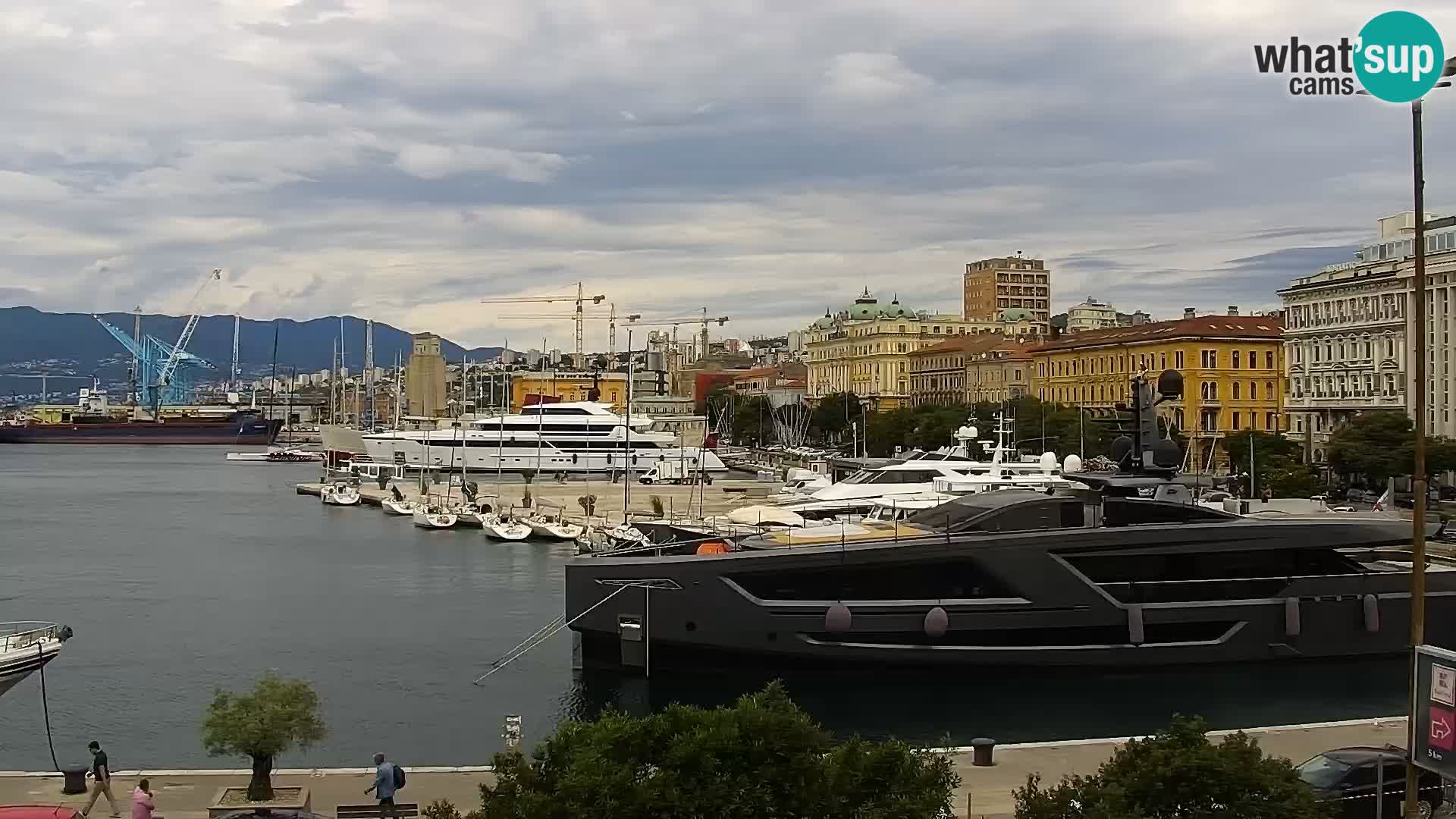 Die Riva und Marina in Rijeka – Live Webcam Kroatien