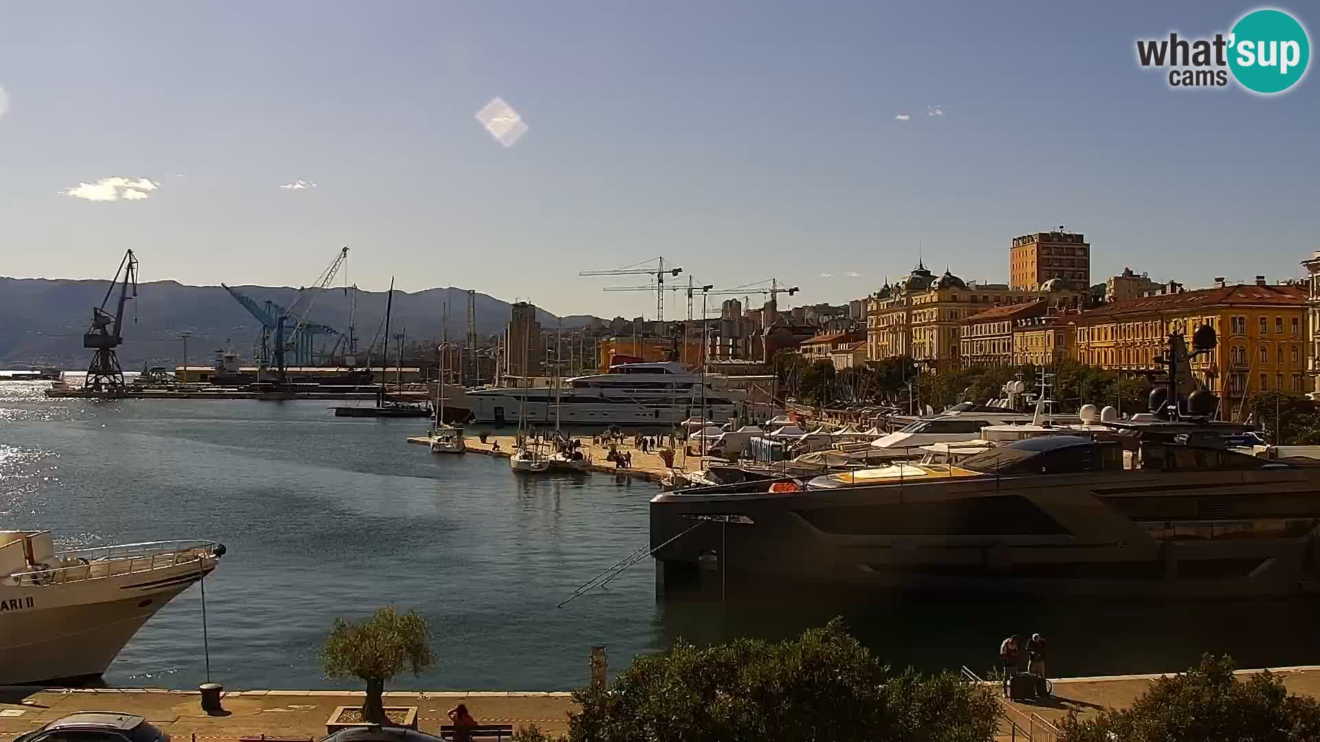 La Riva y Marina en Rijeka – Webcam en vivo Croacia