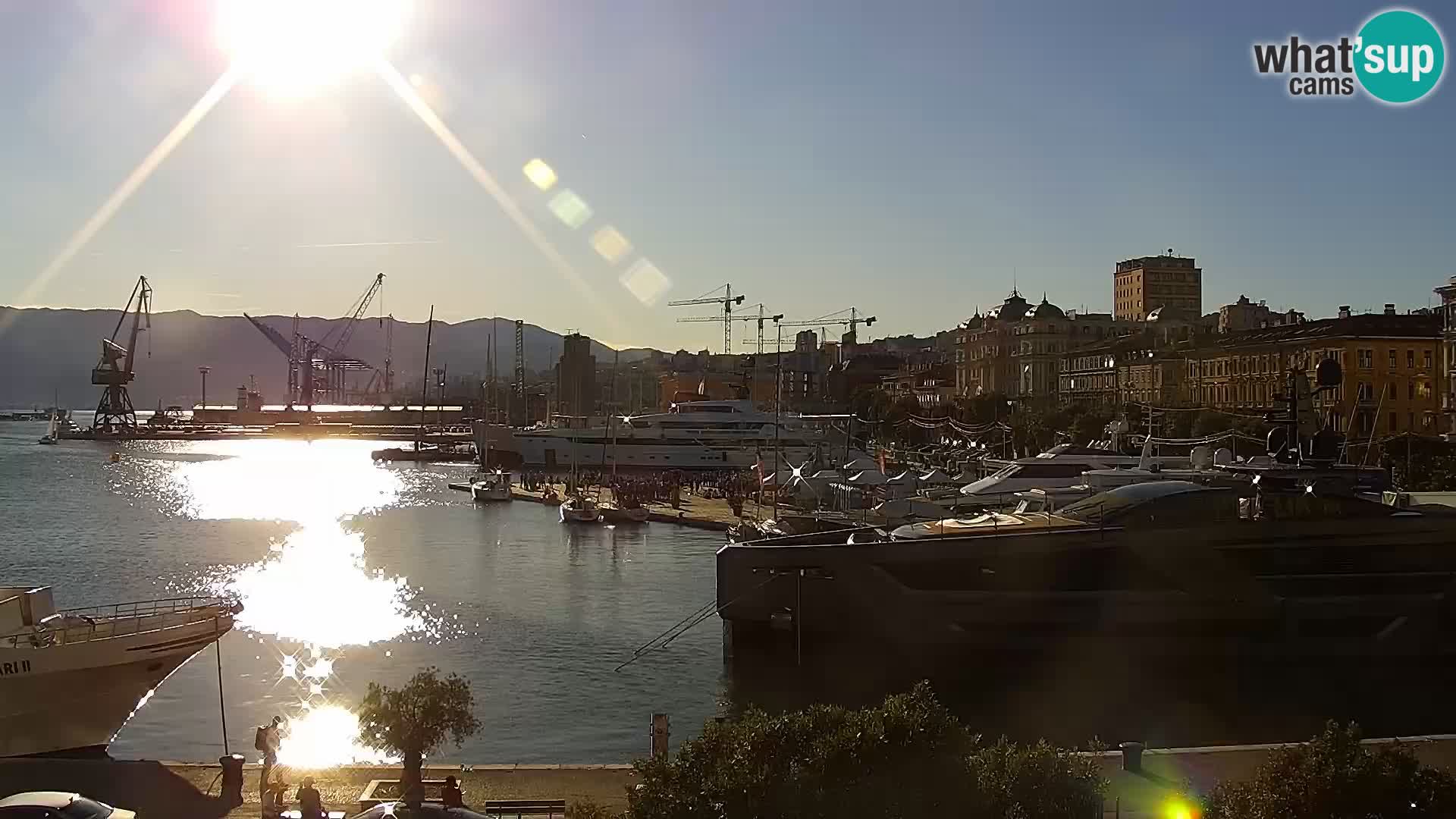 La Riva y Marina en Rijeka – Webcam en vivo Croacia