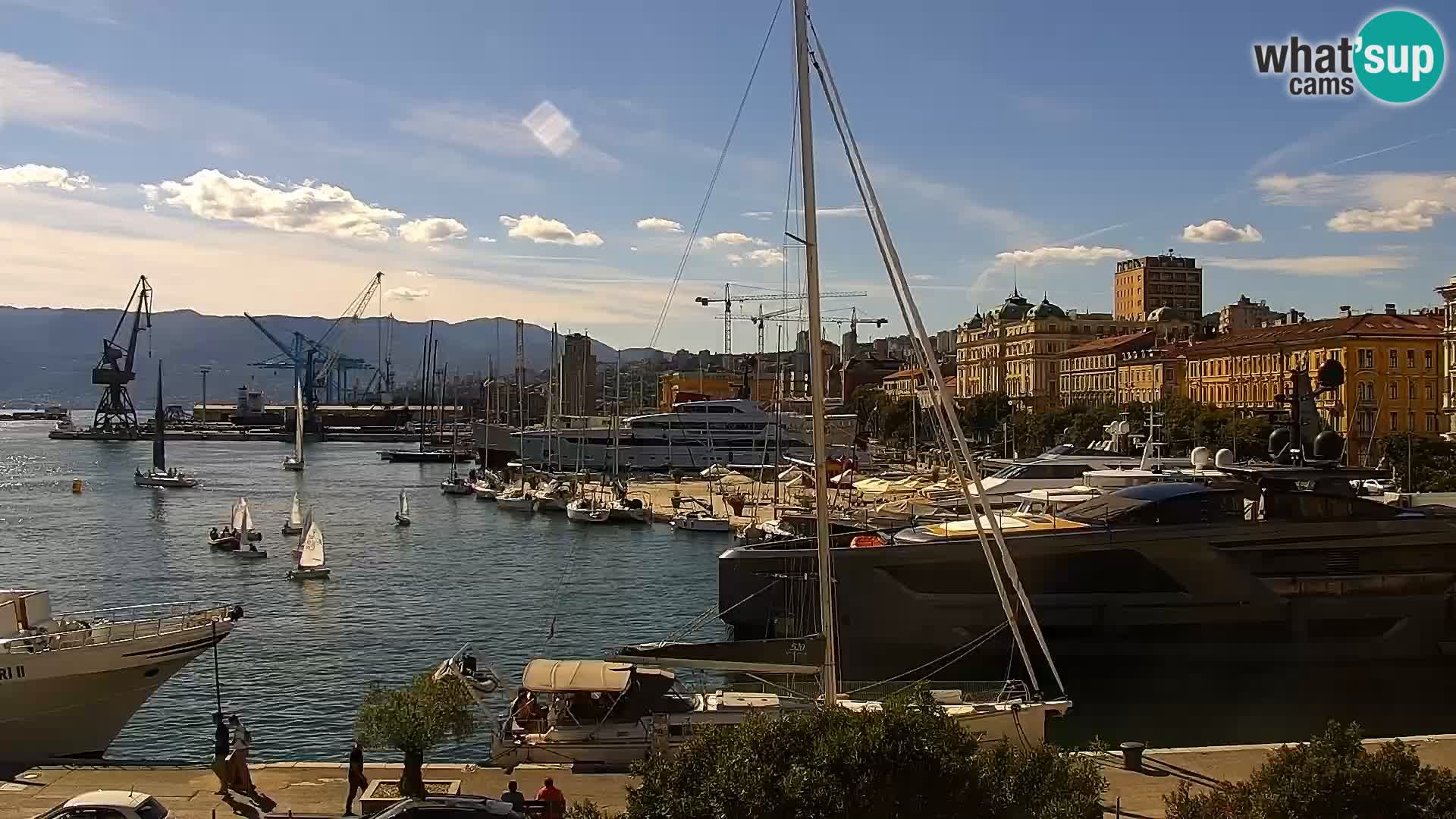 La Riva et Marina à Rijeka – Live Webcam Croatie