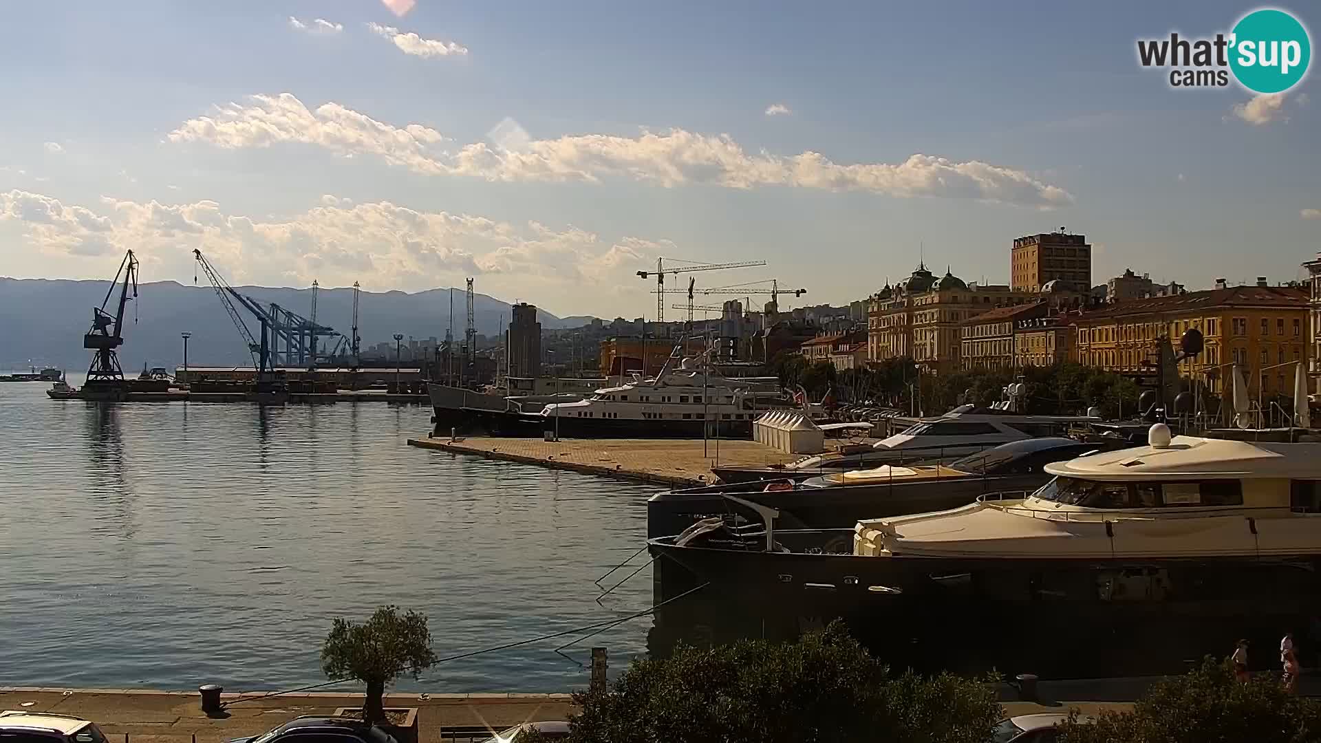 La Riva et Marina à Rijeka – Live Webcam Croatie