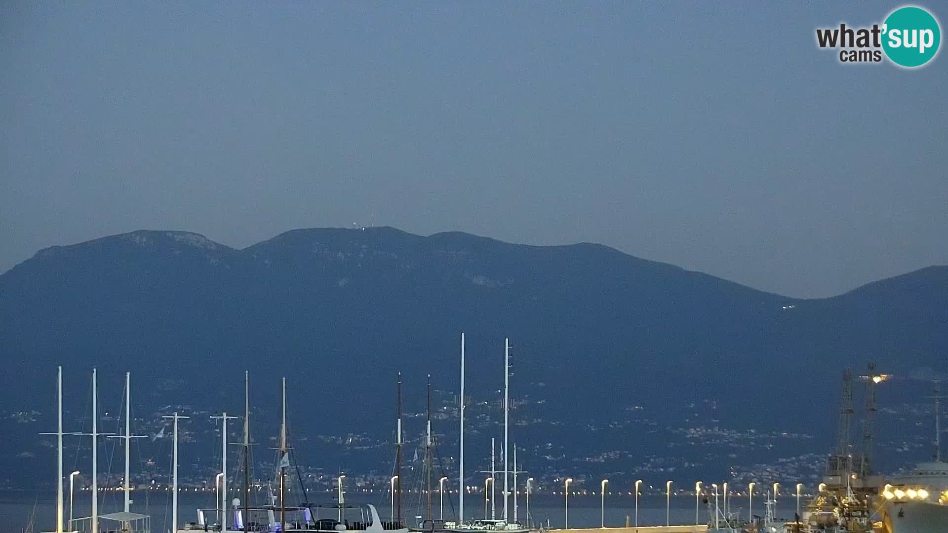 La Riva y Marina en Rijeka – Webcam en vivo Croacia
