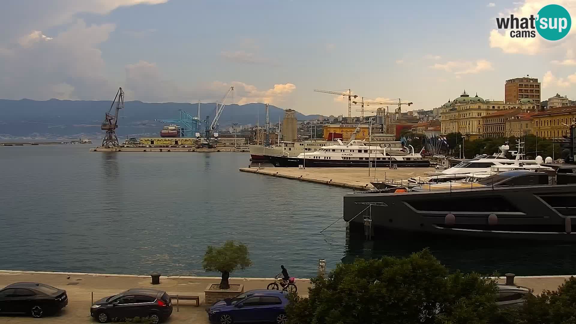 La Riva et Marina à Rijeka – Live Webcam Croatie