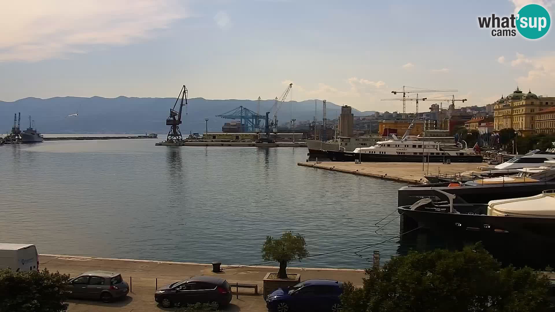 La Riva y Marina en Rijeka – Webcam en vivo Croacia