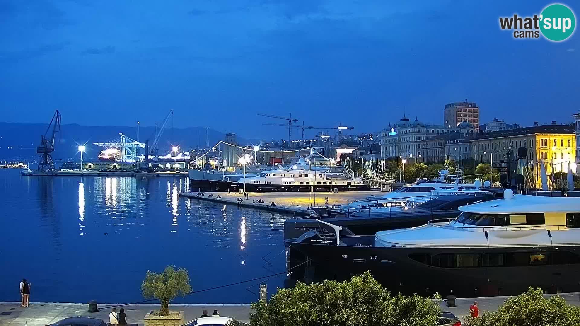 La Riva y Marina en Rijeka – Webcam en vivo Croacia