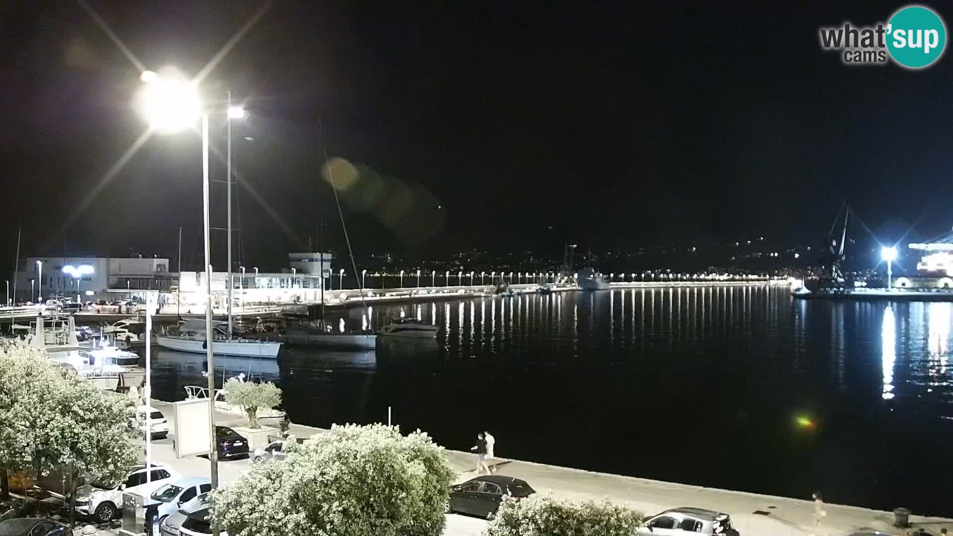Riva in Marina v Reki – Spletna kamera v živo Hrvaška