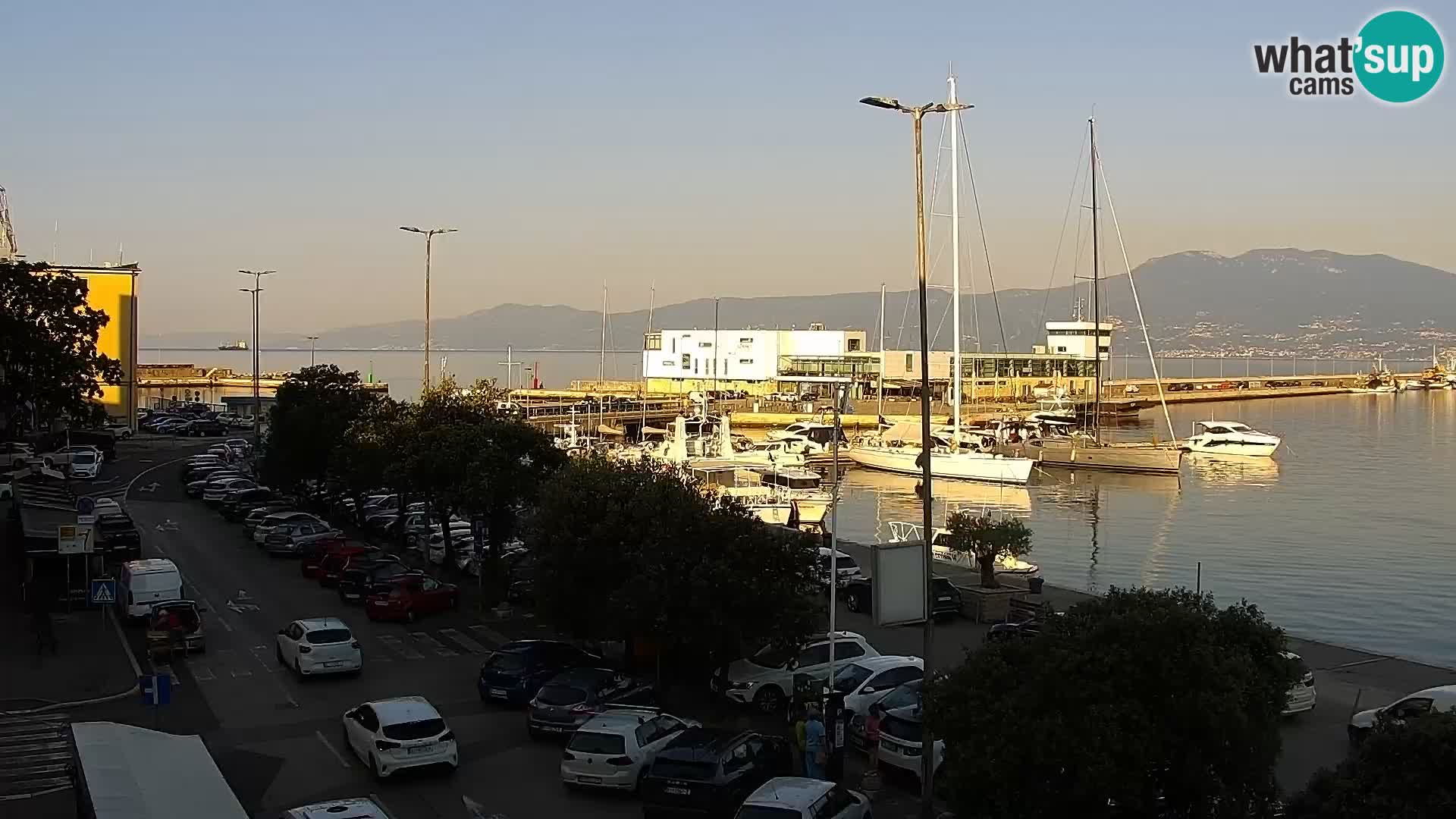 La Riva y Marina en Rijeka – Webcam en vivo Croacia