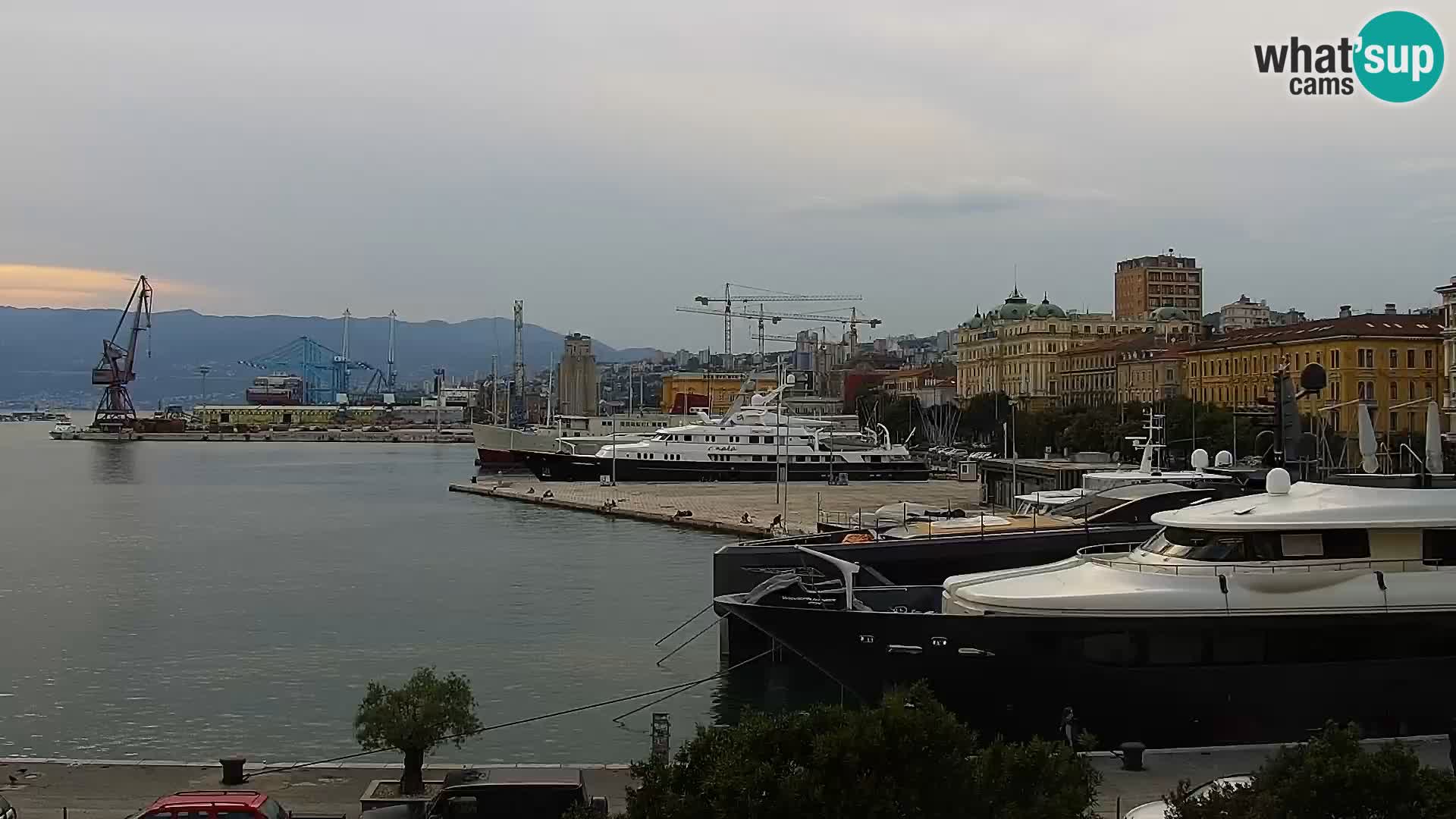 La Riva et Marina à Rijeka – Live Webcam Croatie