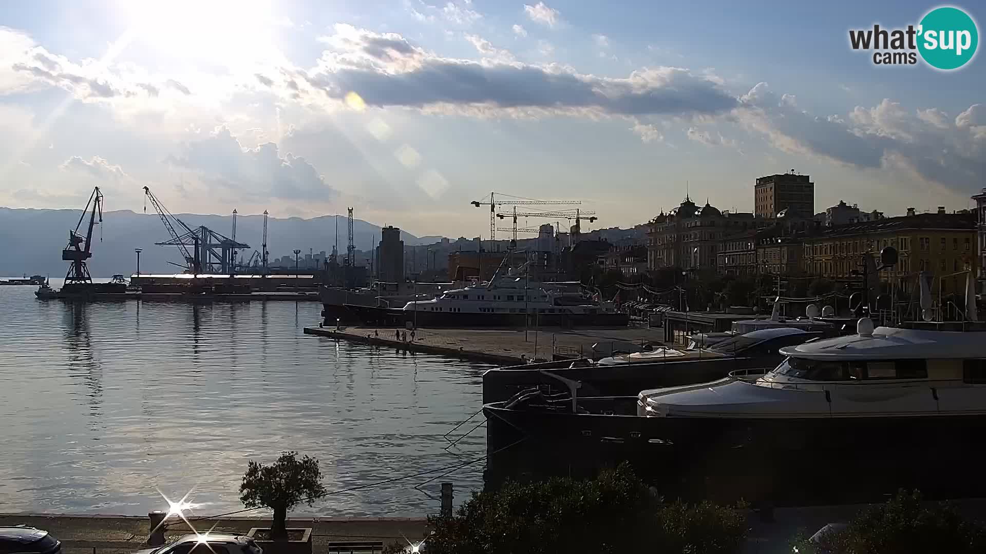 La Riva et Marina à Rijeka – Live Webcam Croatie