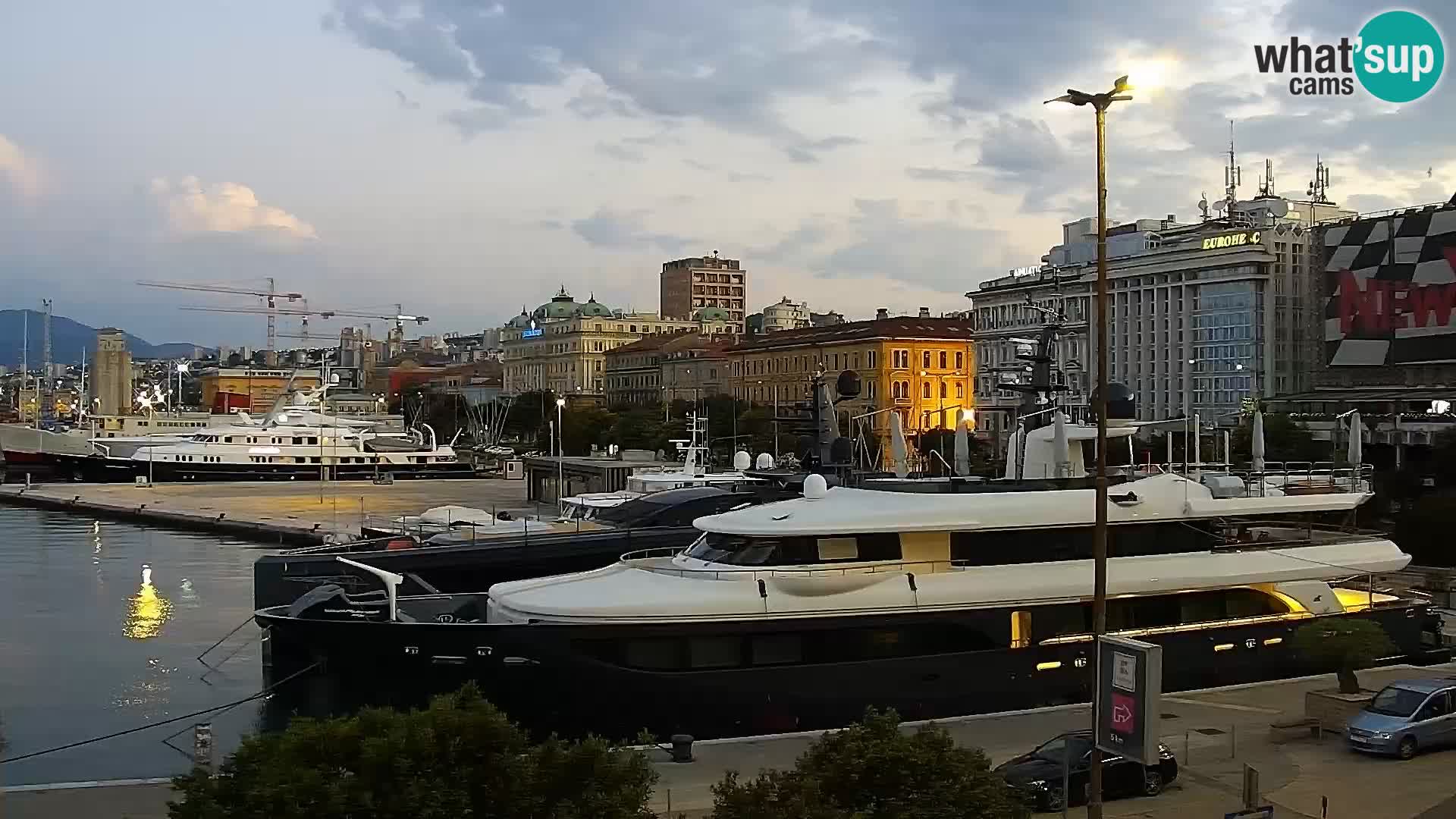Die Riva und Marina in Rijeka – Live Webcam Kroatien
