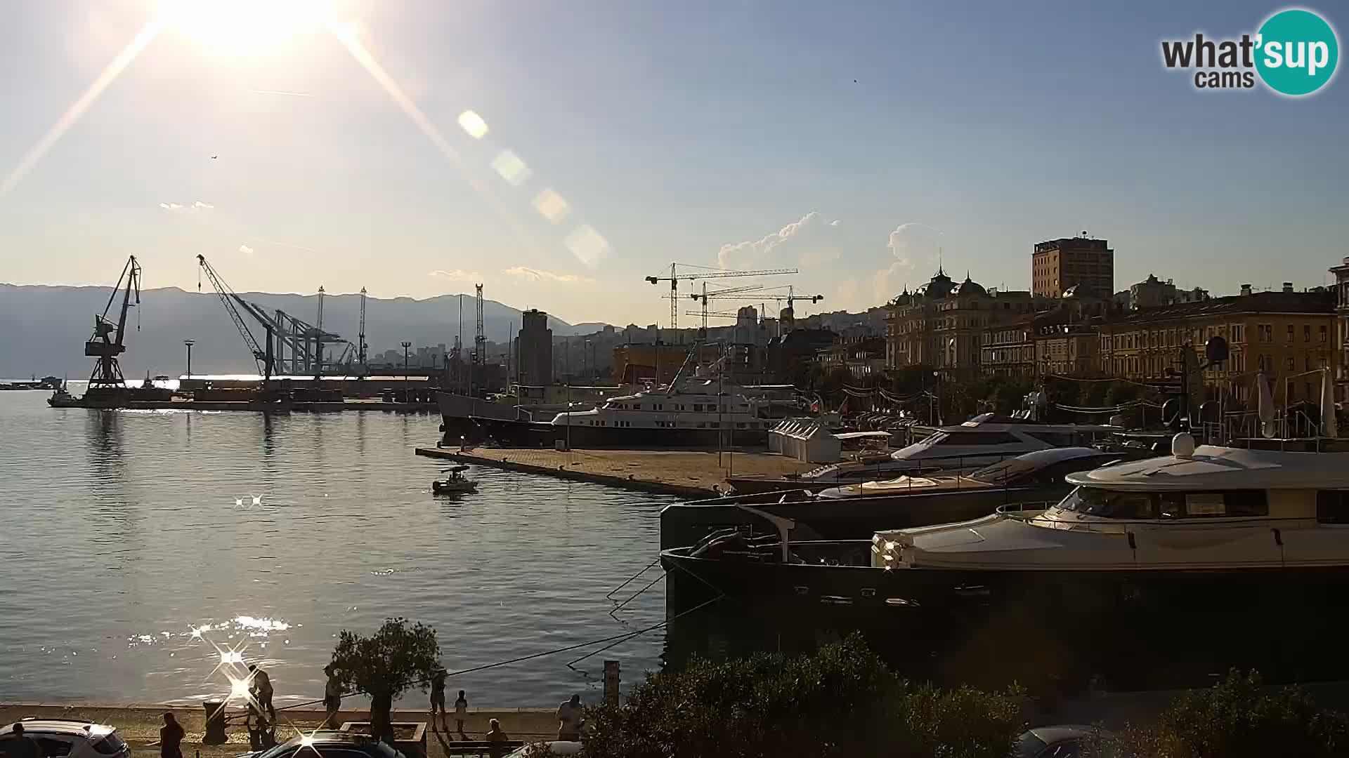 La Riva y Marina en Rijeka – Webcam en vivo Croacia