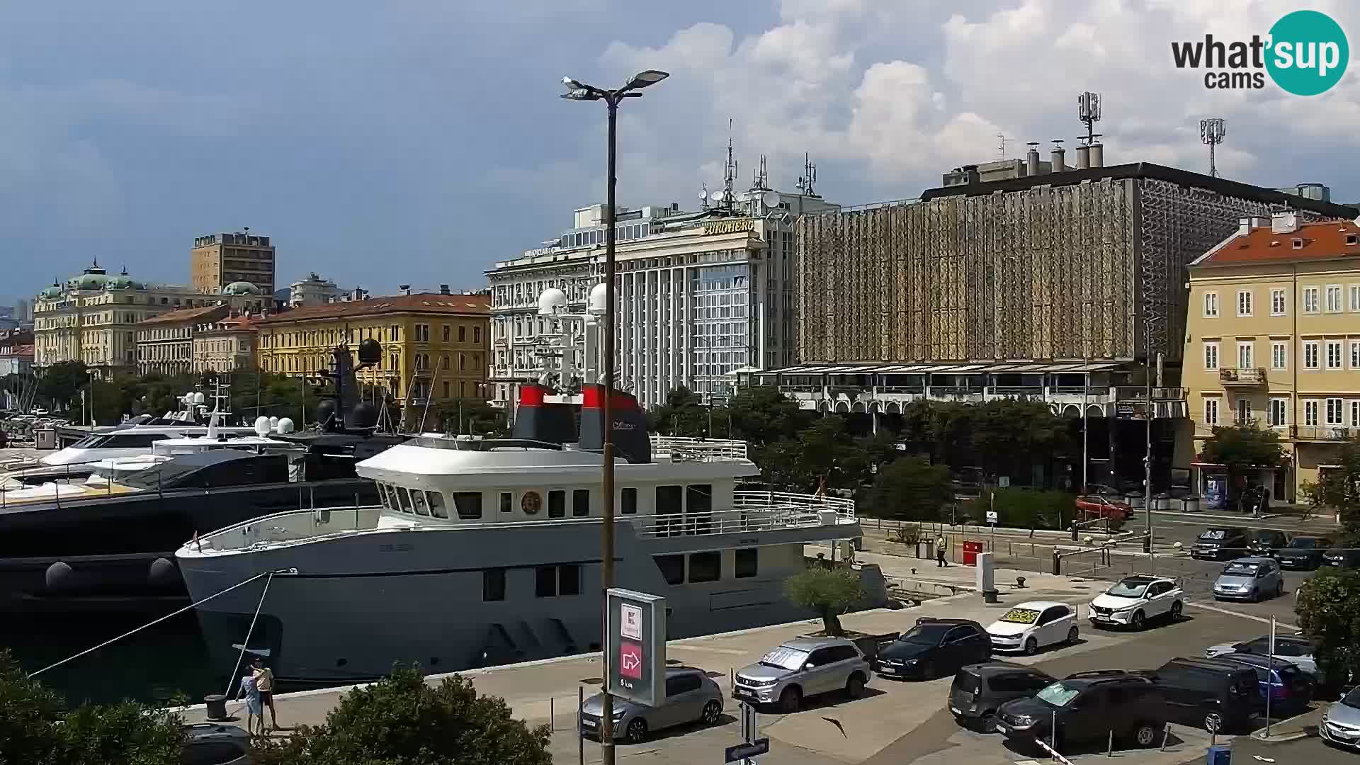 La Riva y Marina en Rijeka – Webcam en vivo Croacia
