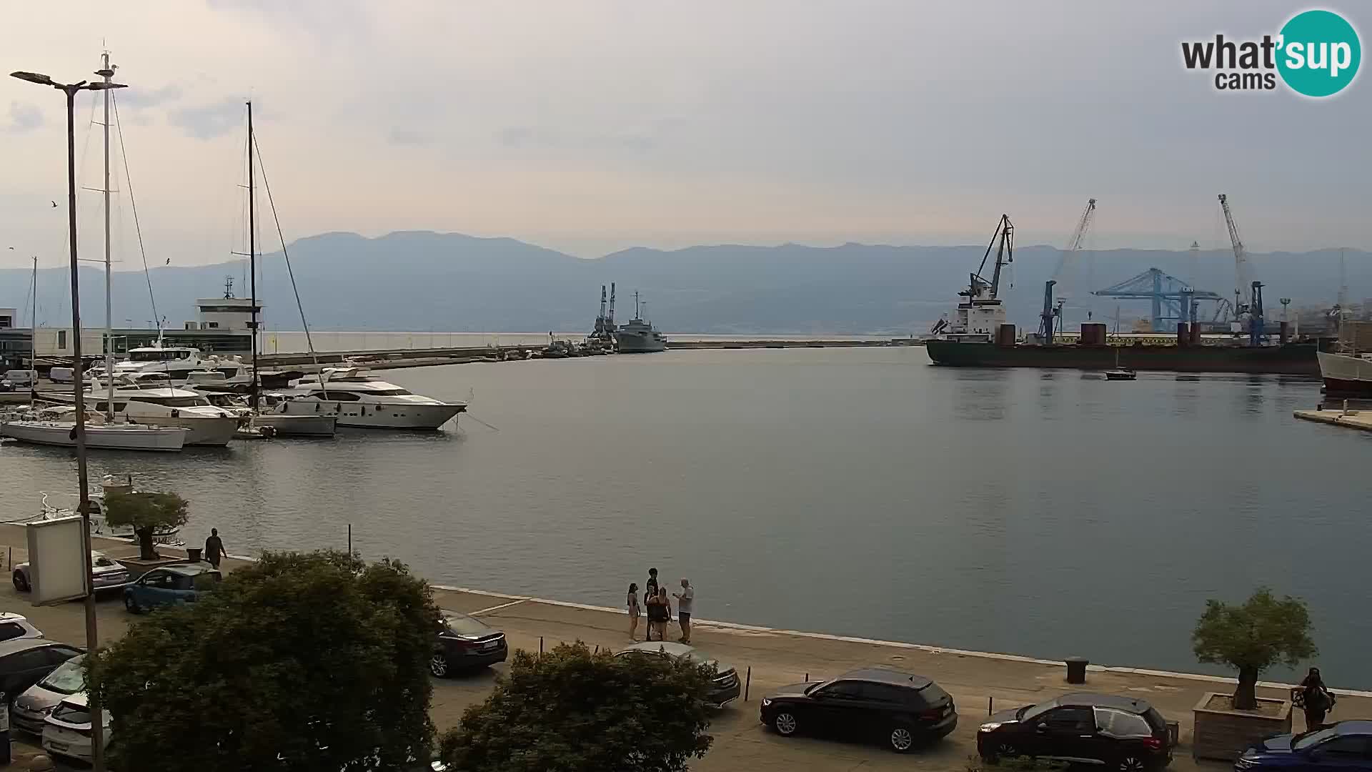 Riva in Marina v Reki – Spletna kamera v živo Hrvaška