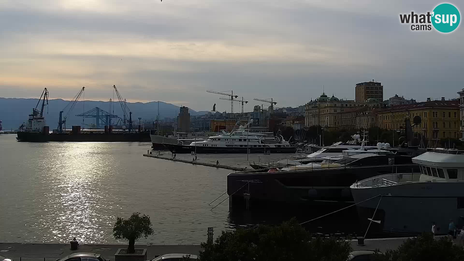 La Riva et Marina à Rijeka – Live Webcam Croatie