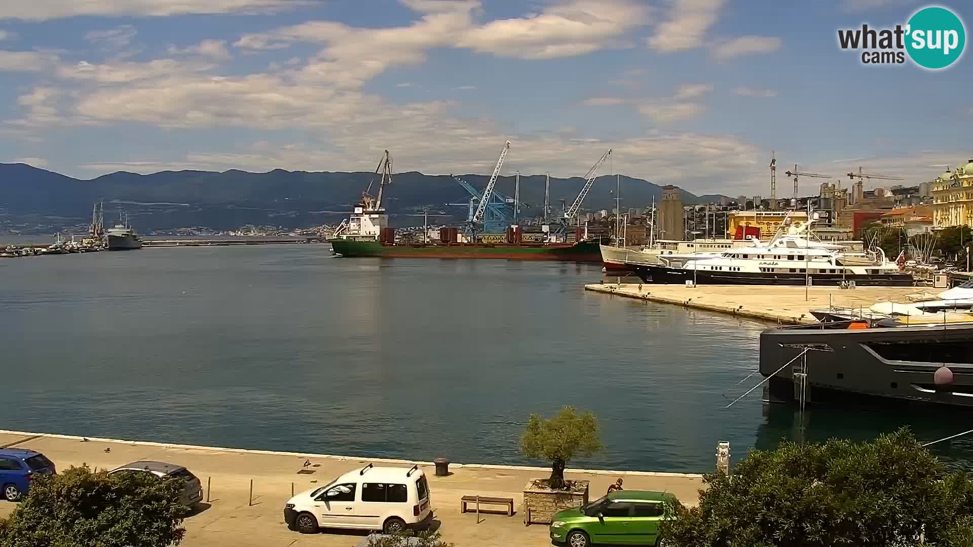 La Riva y Marina en Rijeka – Webcam en vivo Croacia