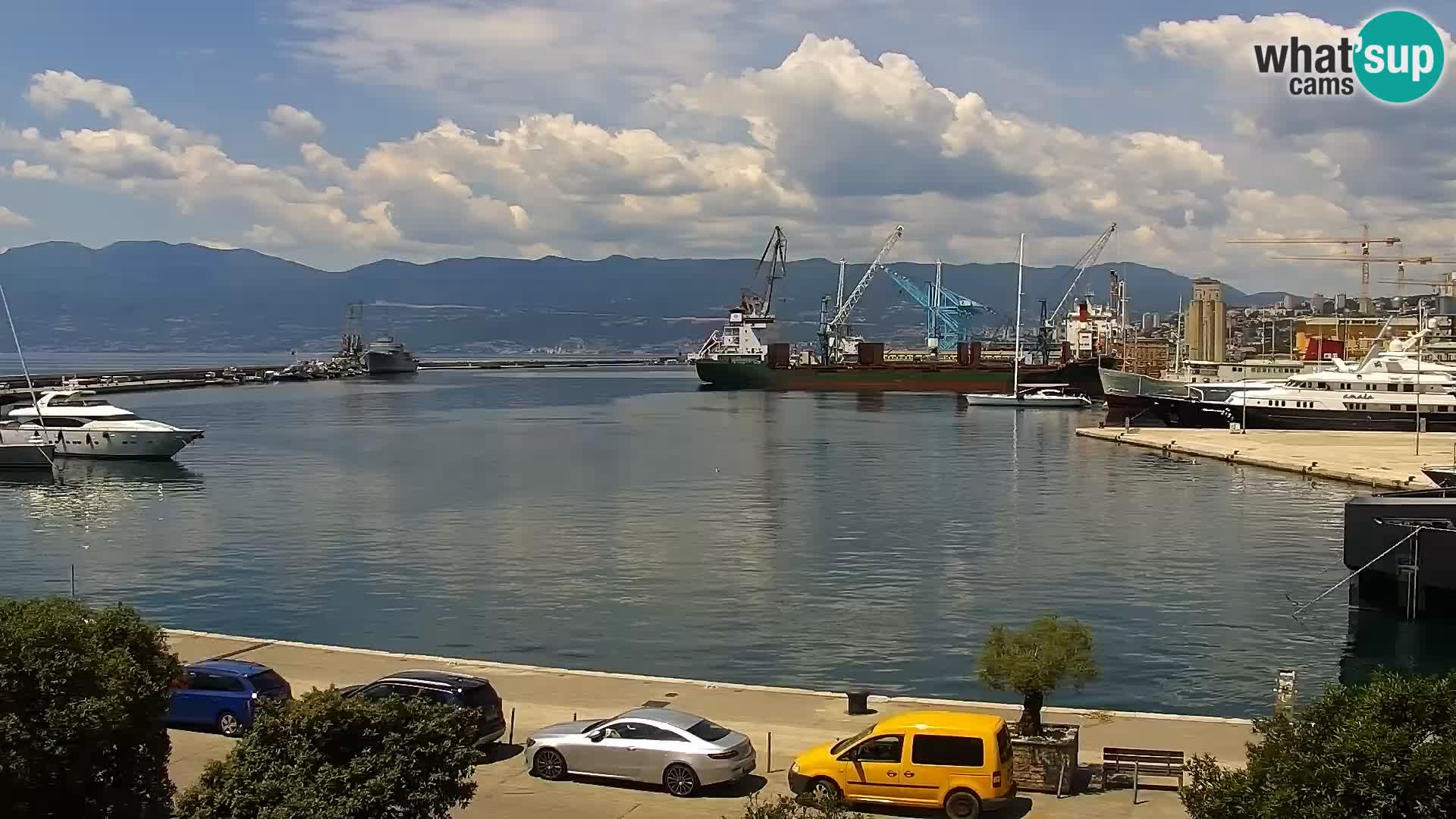 La Riva y Marina en Rijeka – Webcam en vivo Croacia