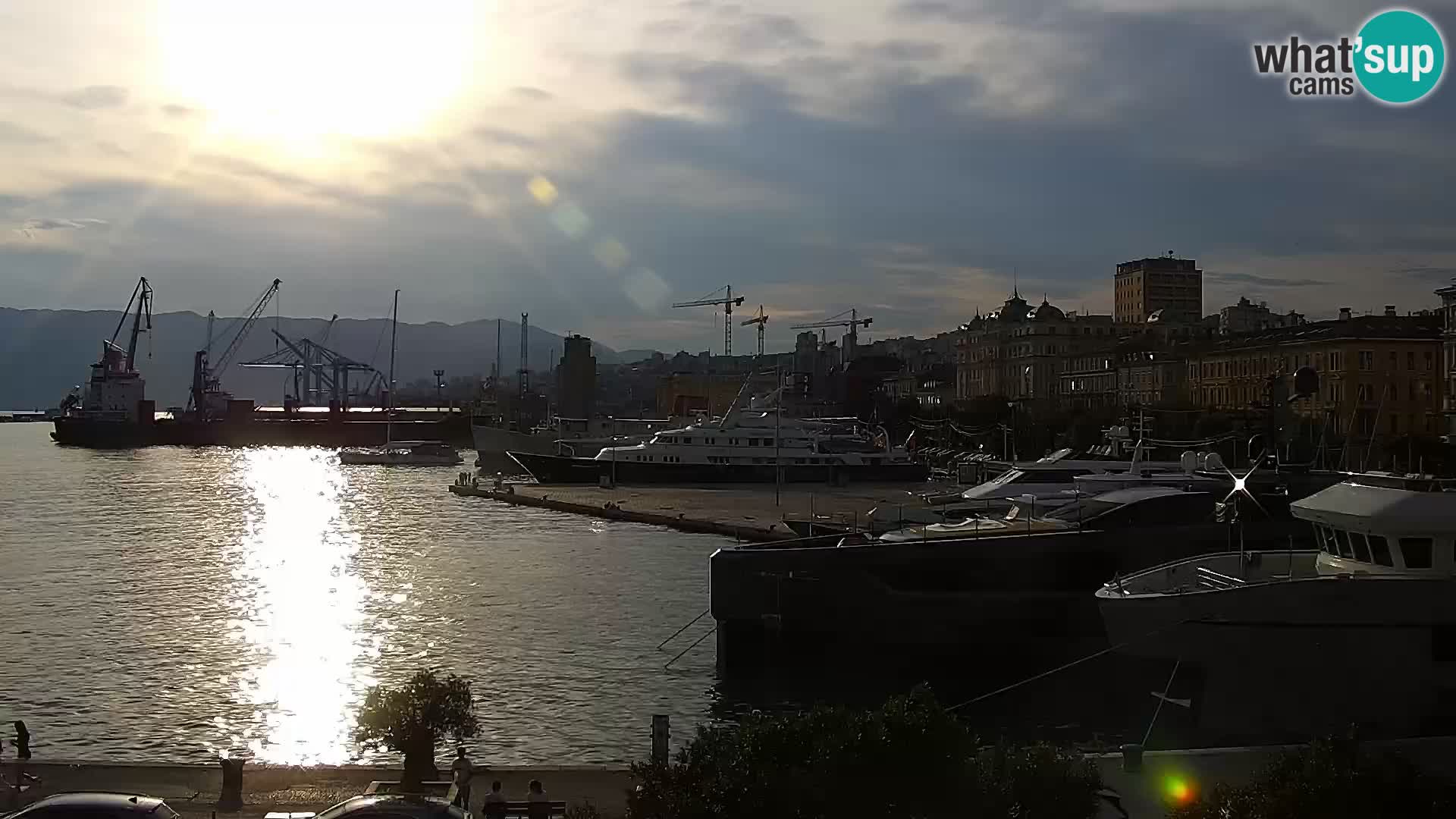 La Riva et Marina à Rijeka – Live Webcam Croatie