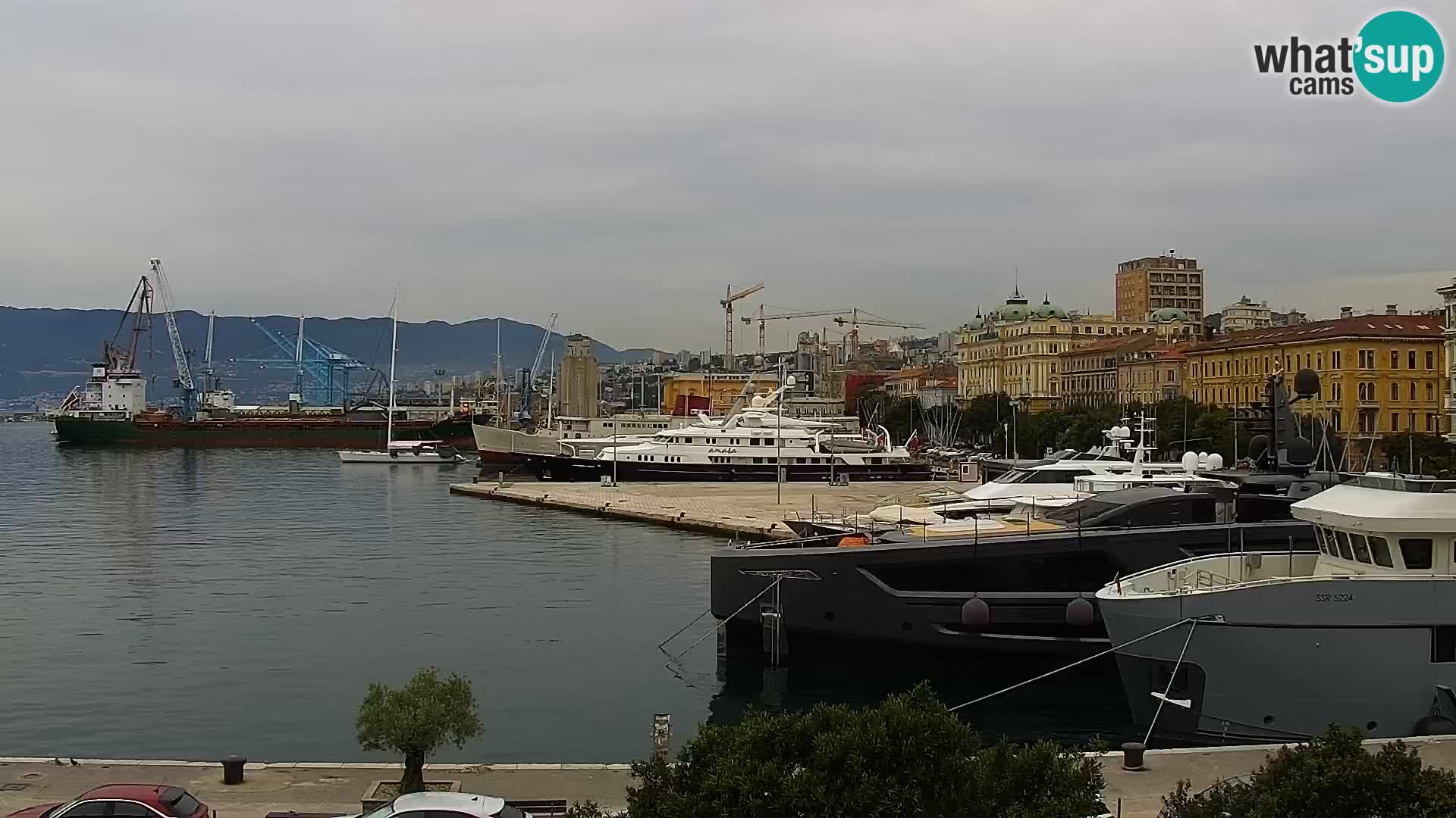 La Riva y Marina en Rijeka – Webcam en vivo Croacia