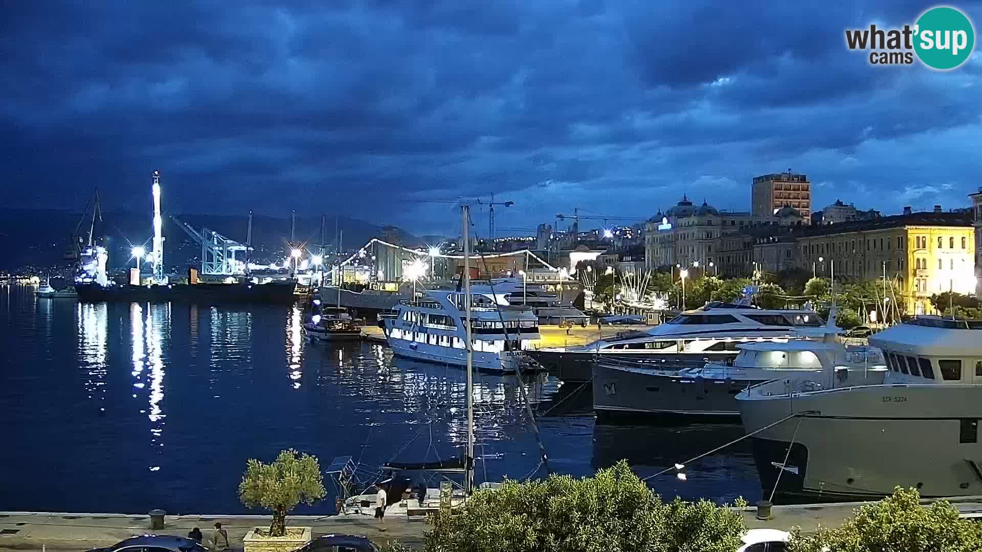 La Riva y Marina en Rijeka – Webcam en vivo Croacia