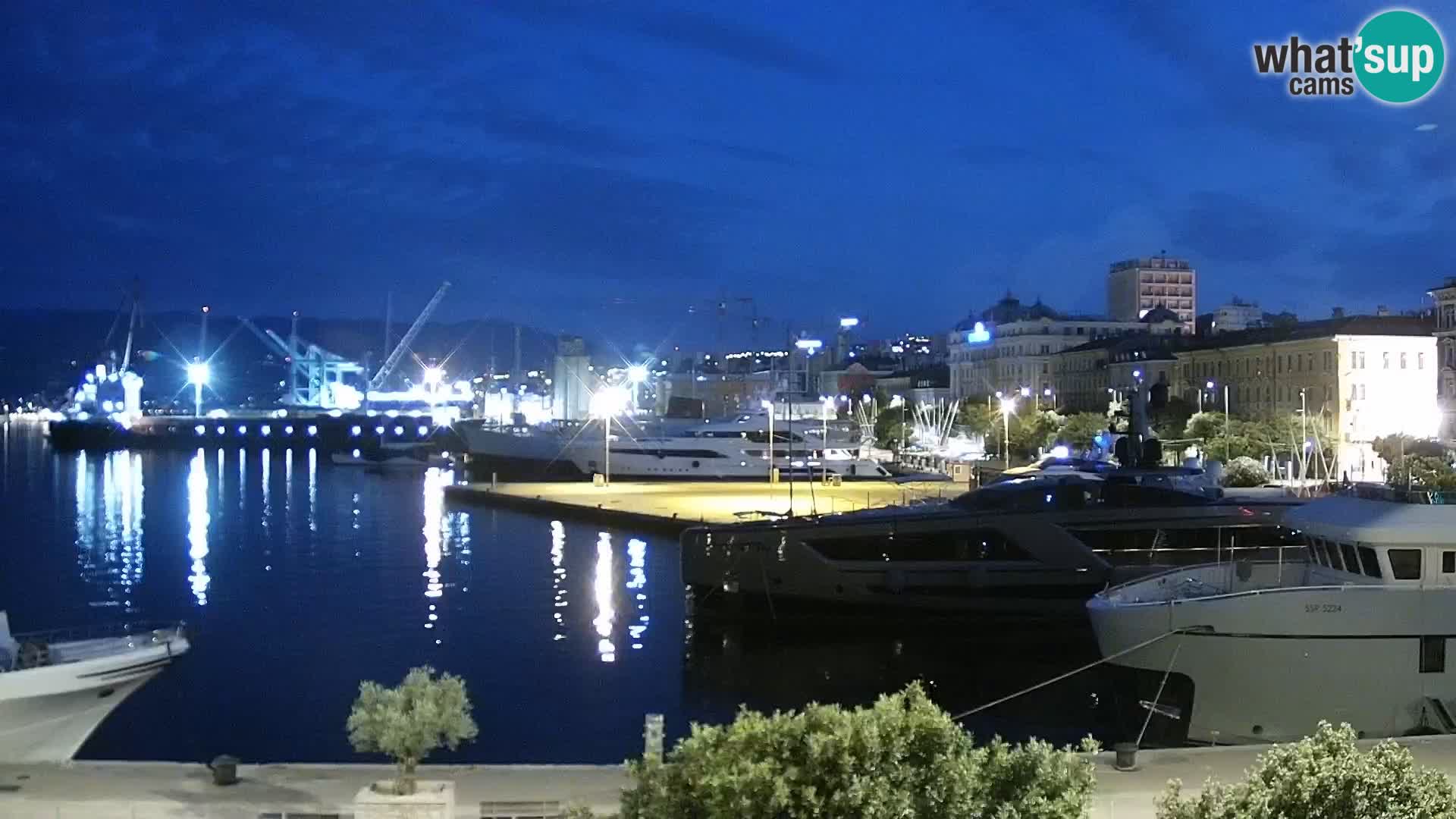 La Riva y Marina en Rijeka – Webcam en vivo Croacia