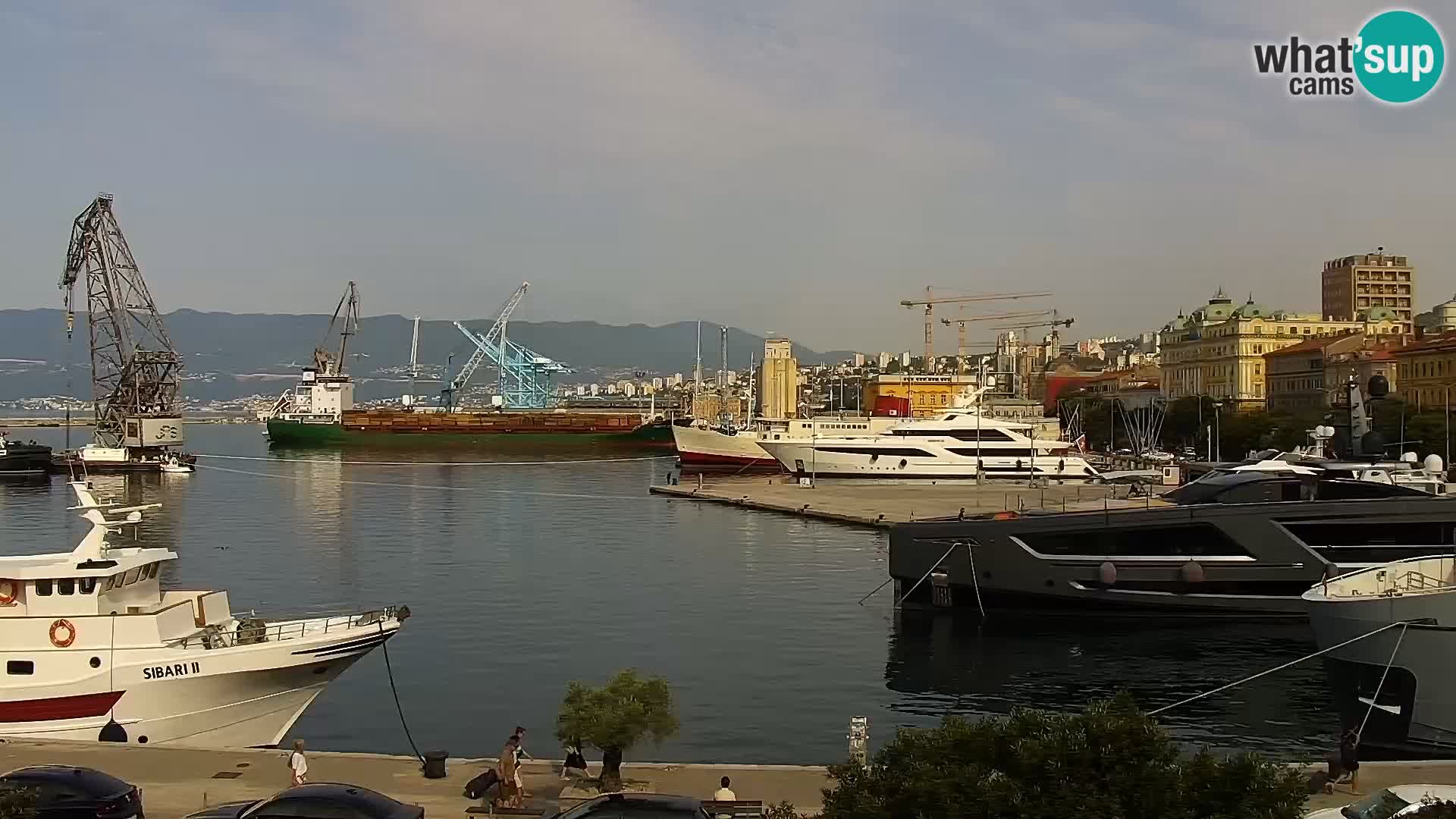 La Riva y Marina en Rijeka – Webcam en vivo Croacia