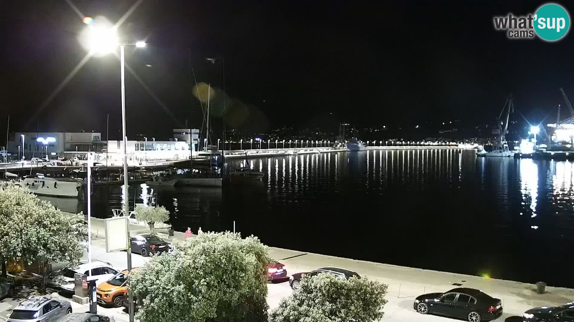 Riva in Marina v Reki – Spletna kamera v živo Hrvaška