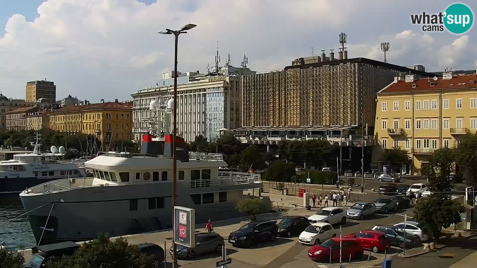 Riva i Marina u Rijeci – Web kamera uživo u Hrvatskoj