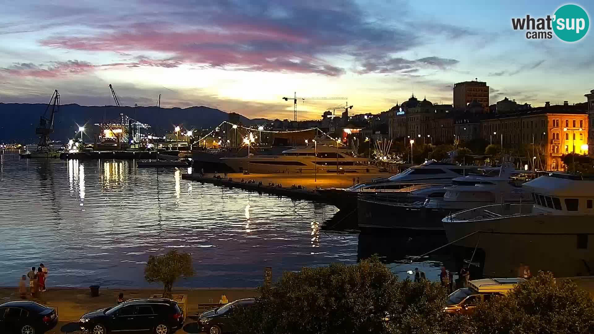 La Riva y Marina en Rijeka – Webcam en vivo Croacia