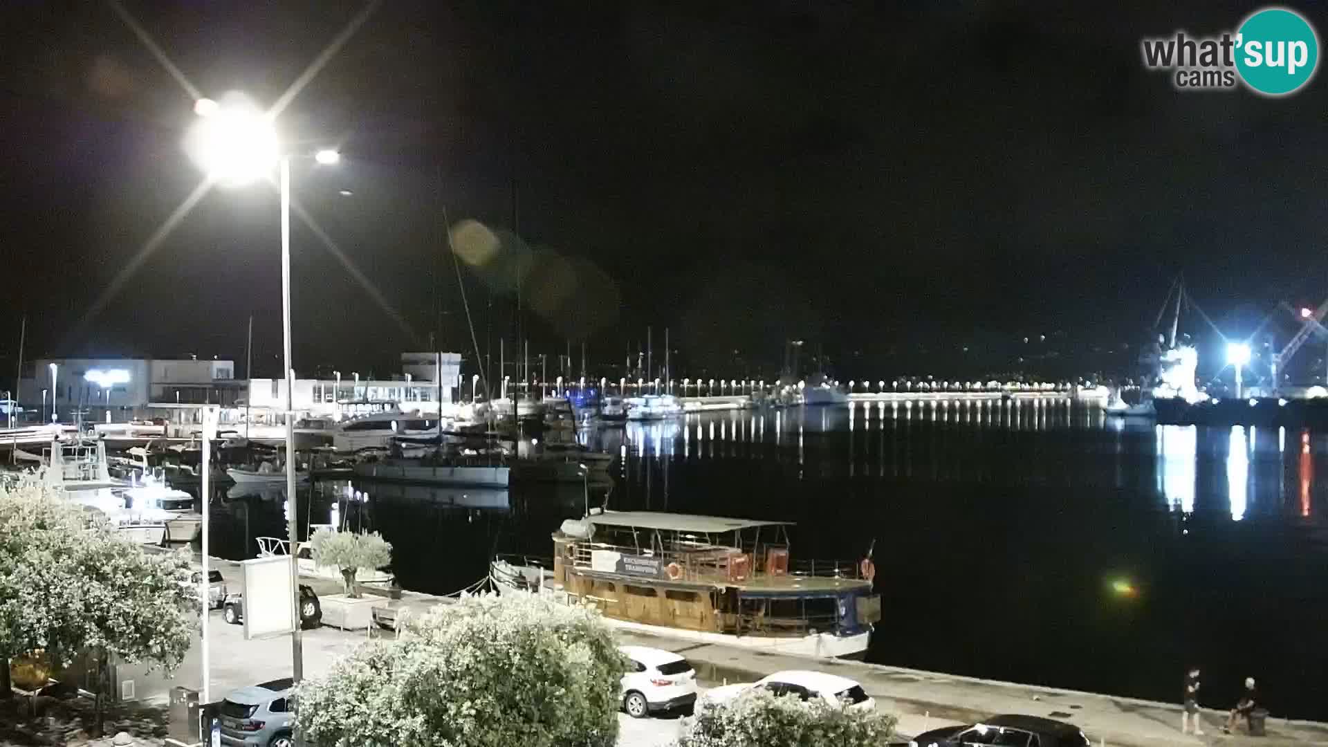 Riva in Marina v Reki – Spletna kamera v živo Hrvaška