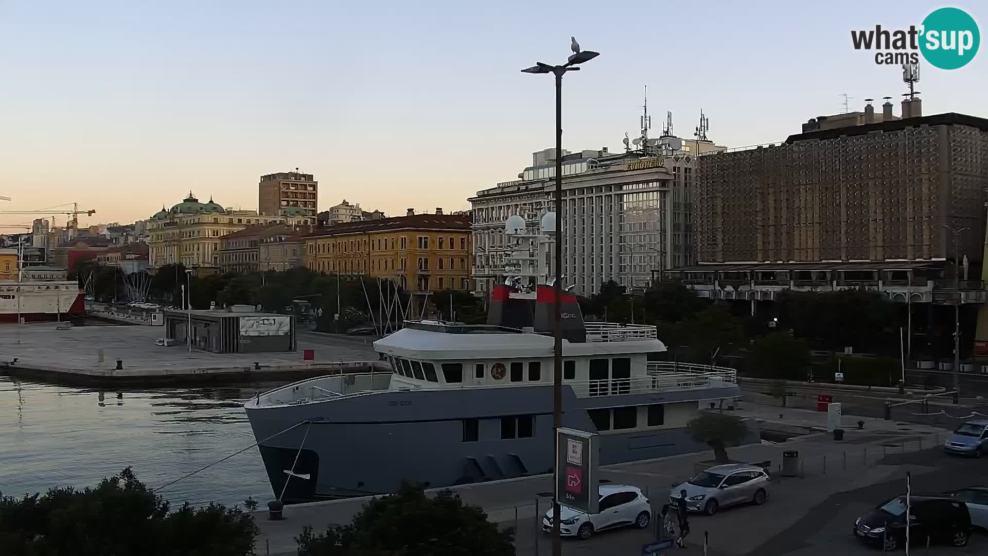 La Riva e la Marina a Rijeka (Fiume) – Live Webcam Croazia