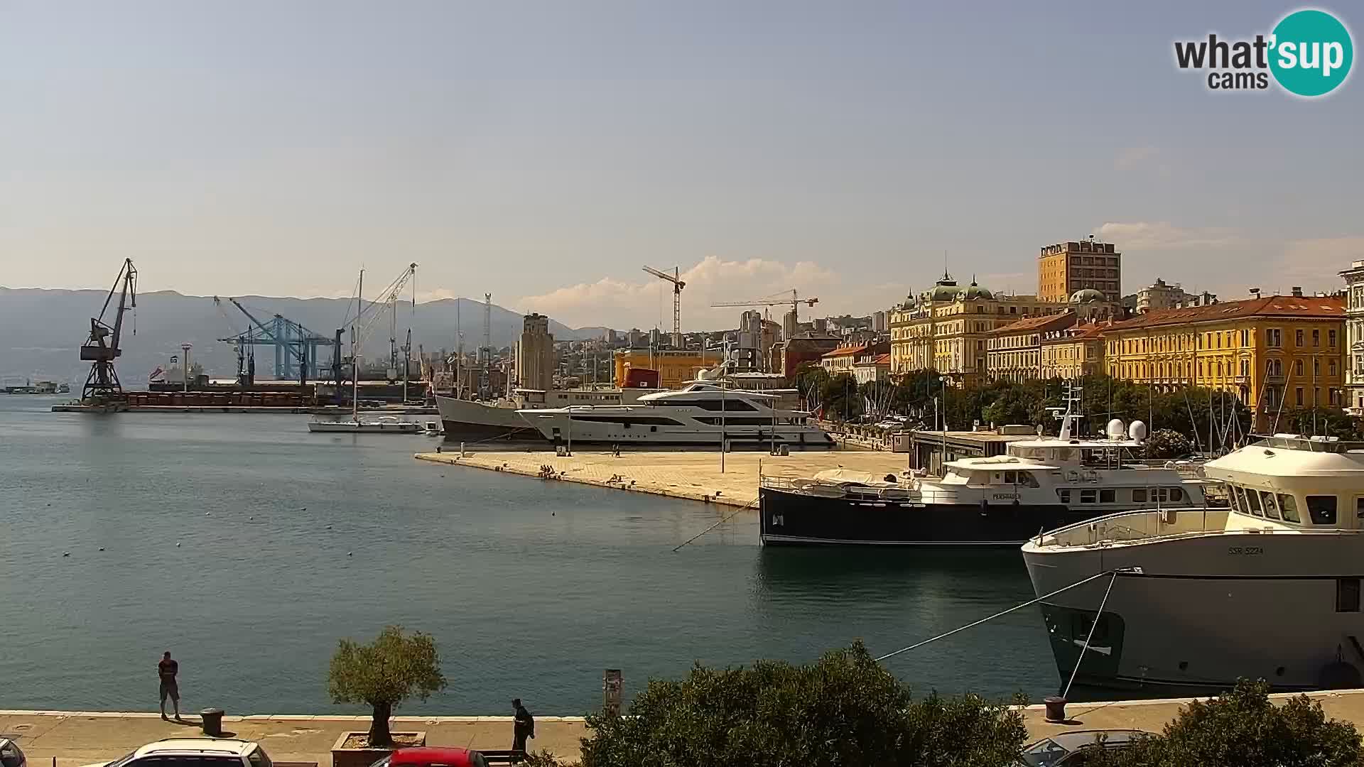 Riva in Marina v Reki – Spletna kamera v živo Hrvaška