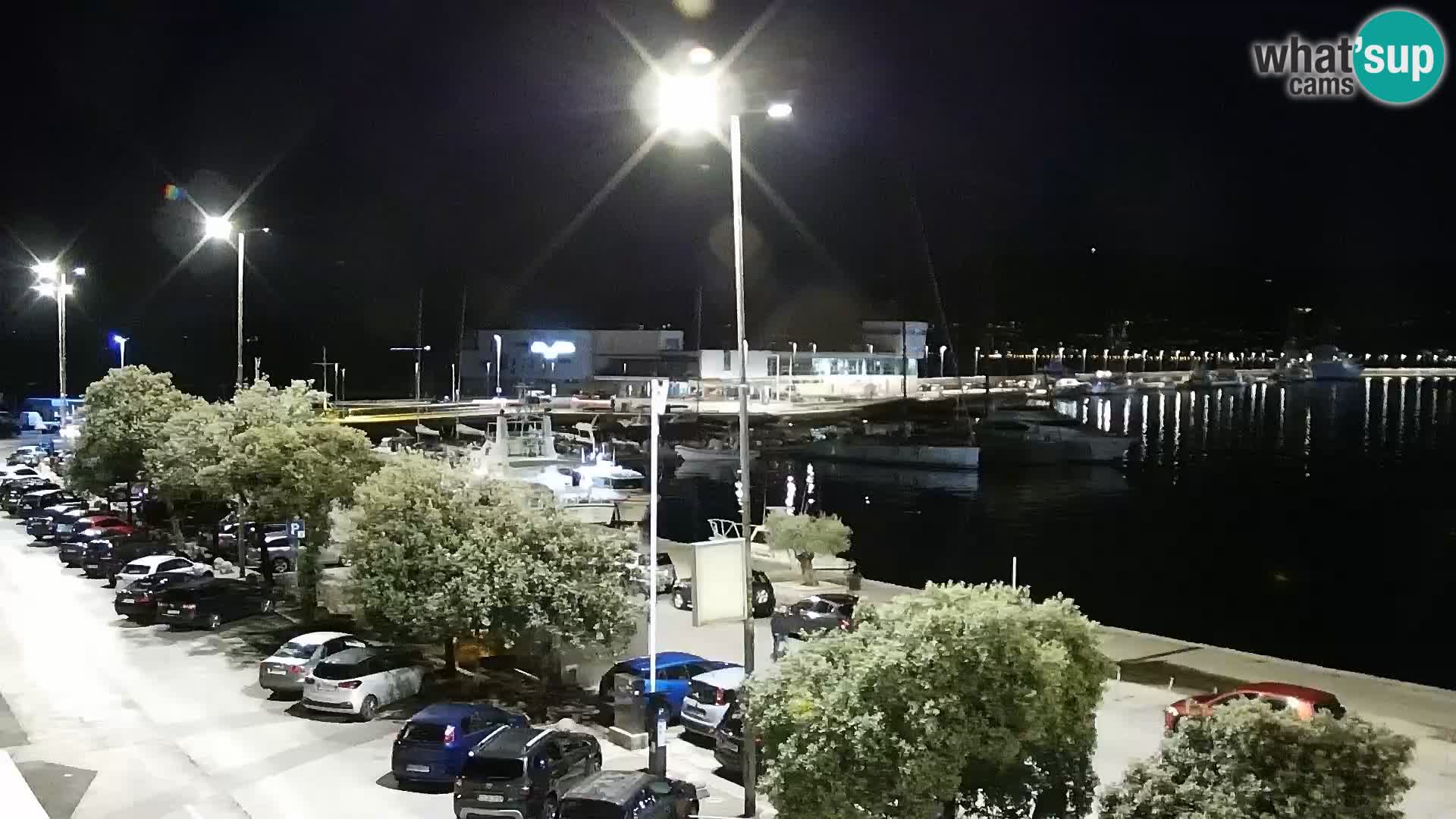 Riva in Marina v Reki – Spletna kamera v živo Hrvaška