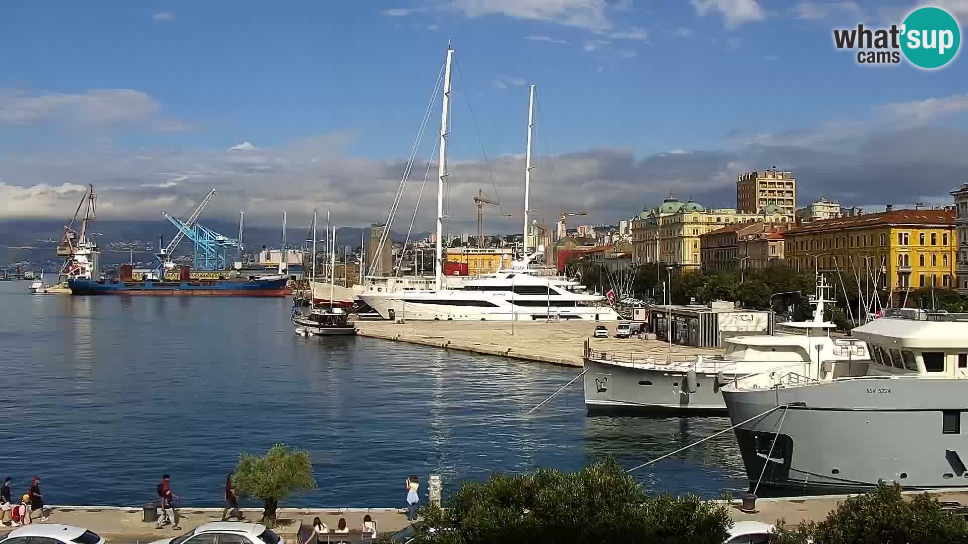 Riva in Marina v Reki – Spletna kamera v živo Hrvaška
