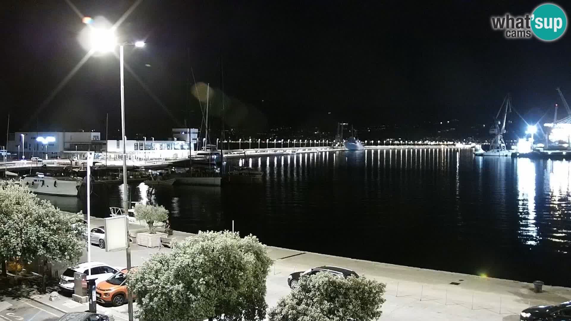 Riva in Marina v Reki – Spletna kamera v živo Hrvaška