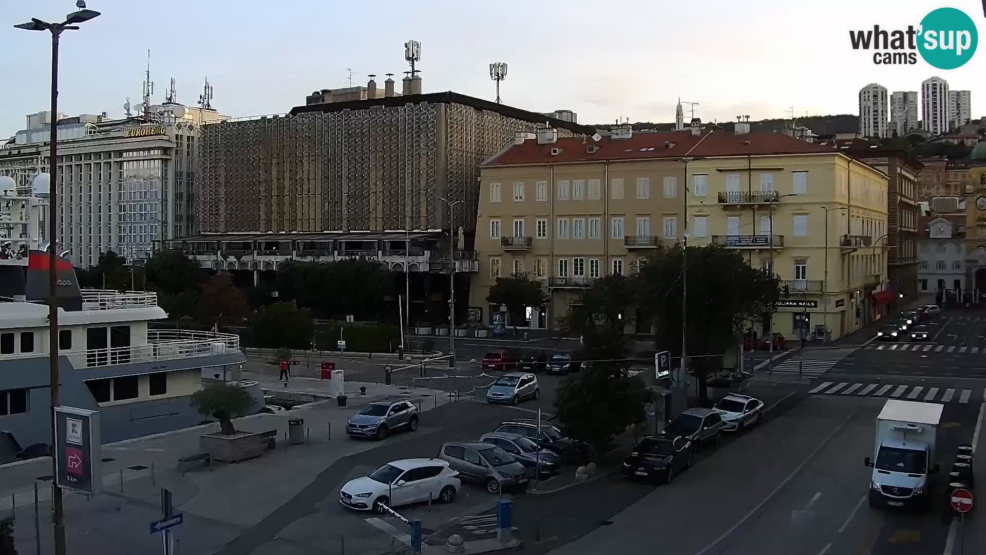 La Riva et Marina à Rijeka – Live Webcam Croatie
