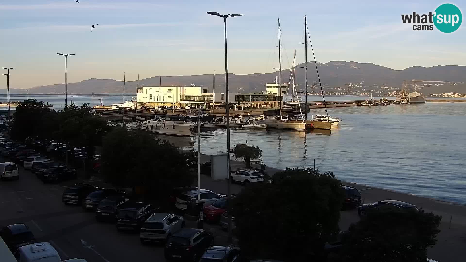 Riva in Marina v Reki – Spletna kamera v živo Hrvaška