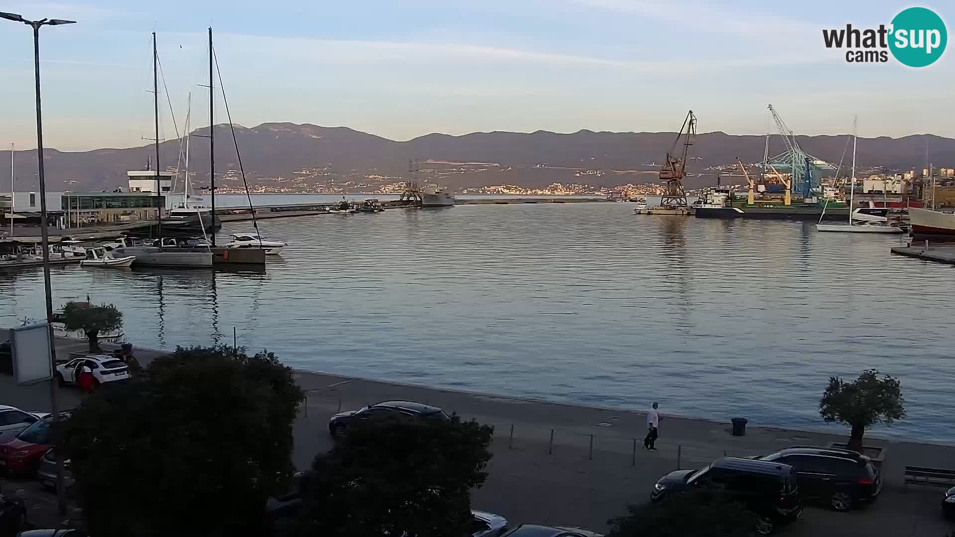 La Riva y Marina en Rijeka – Webcam en vivo Croacia