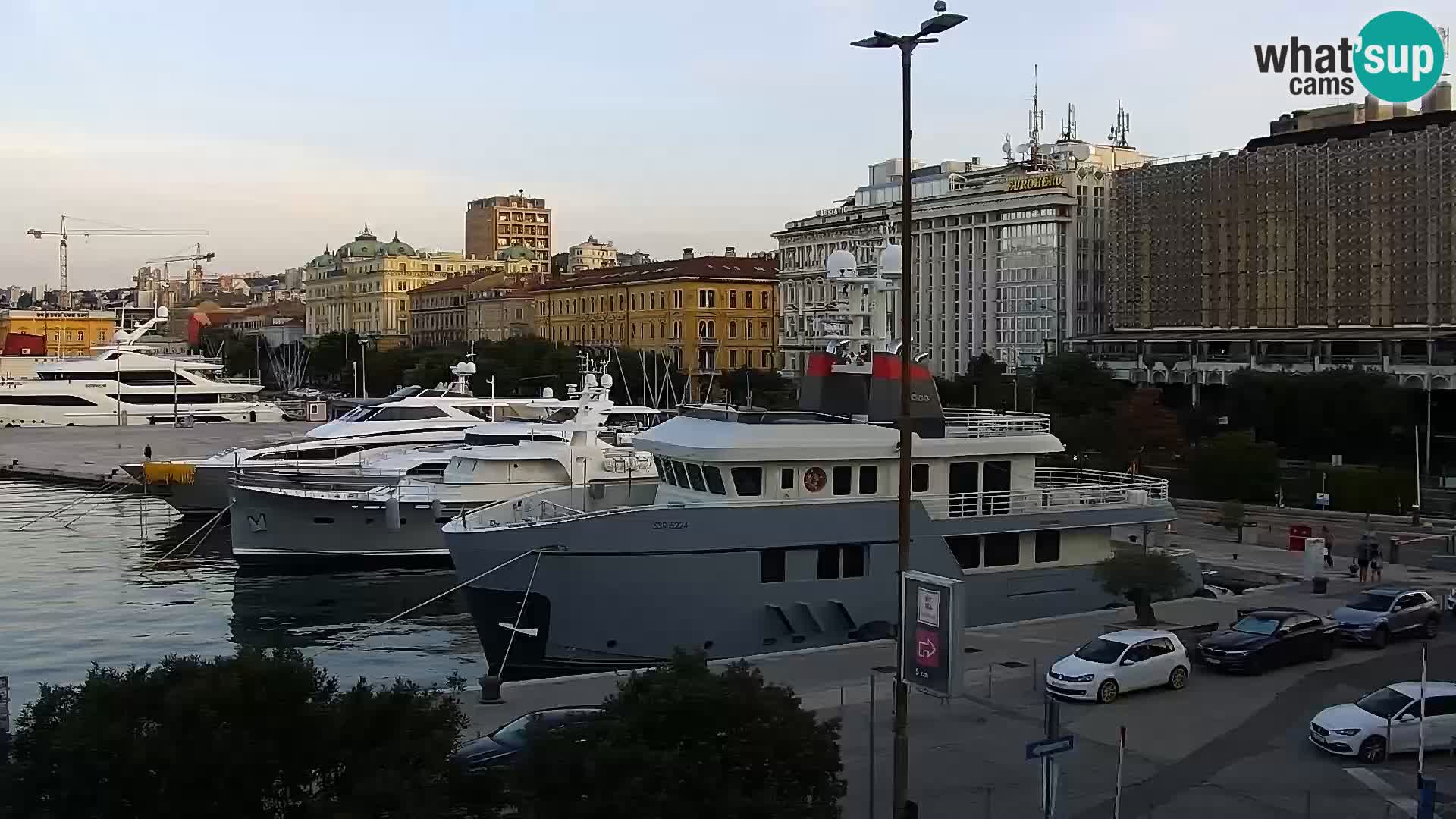 La Riva et Marina à Rijeka – Live Webcam Croatie